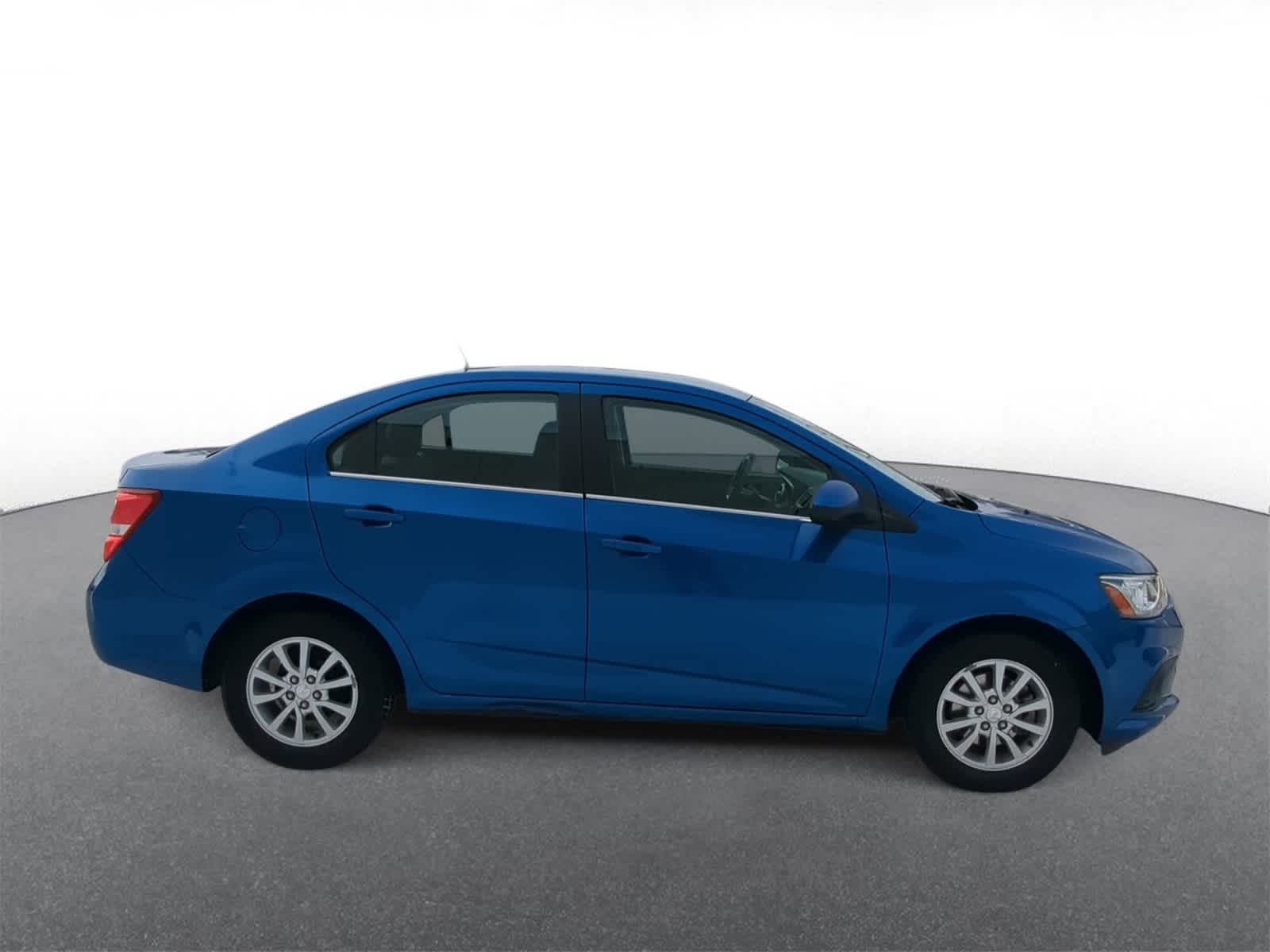 Thumbnail: 2020 Chevrolet Sonic - 9