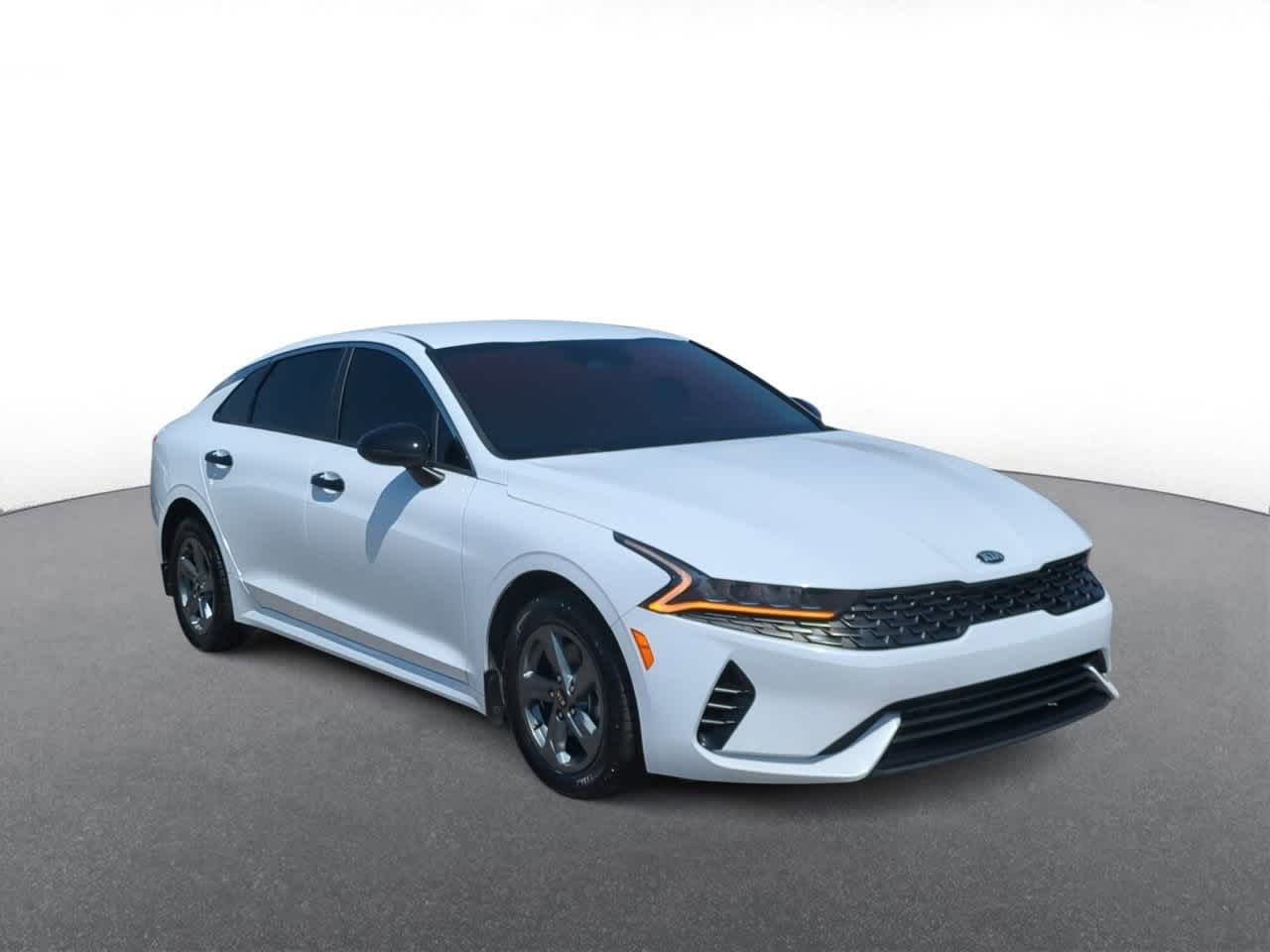 Thumbnail: 2021 Kia K5 - 2