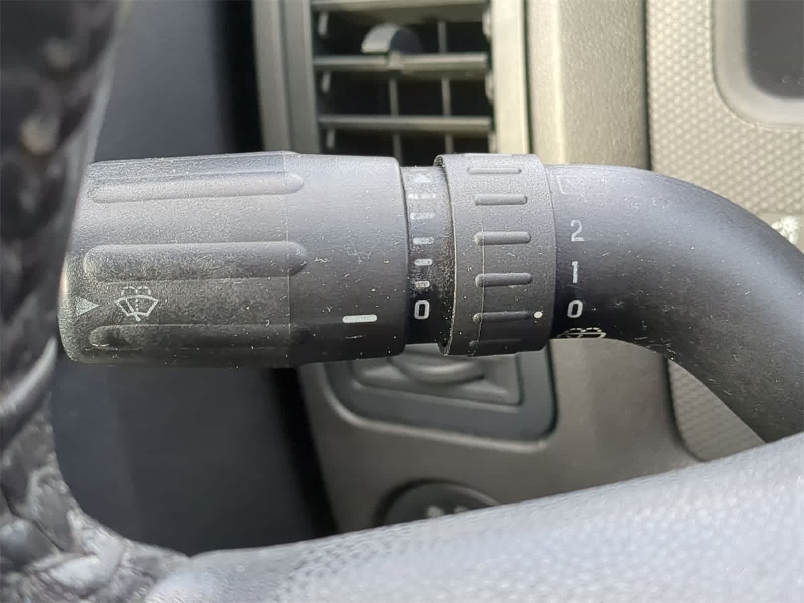 Thumbnail: 2009 Ford Escape - 25