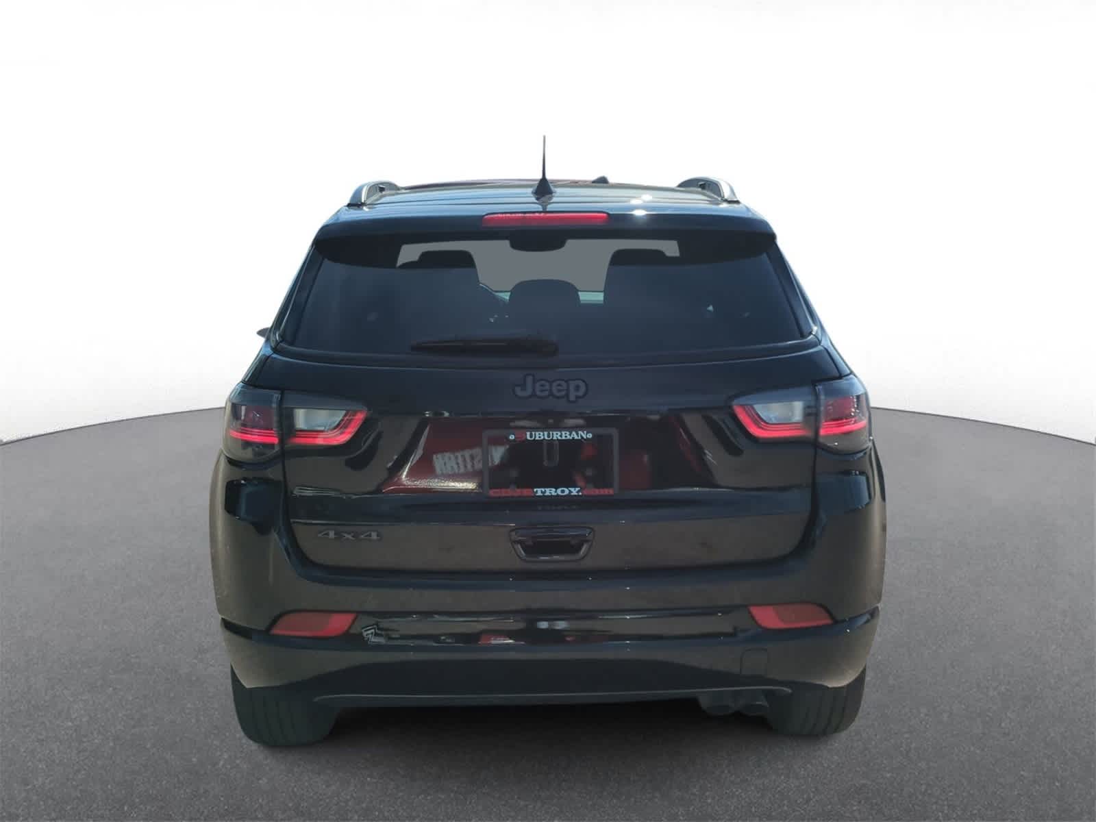 Thumbnail: 2022 Jeep Compass - 7