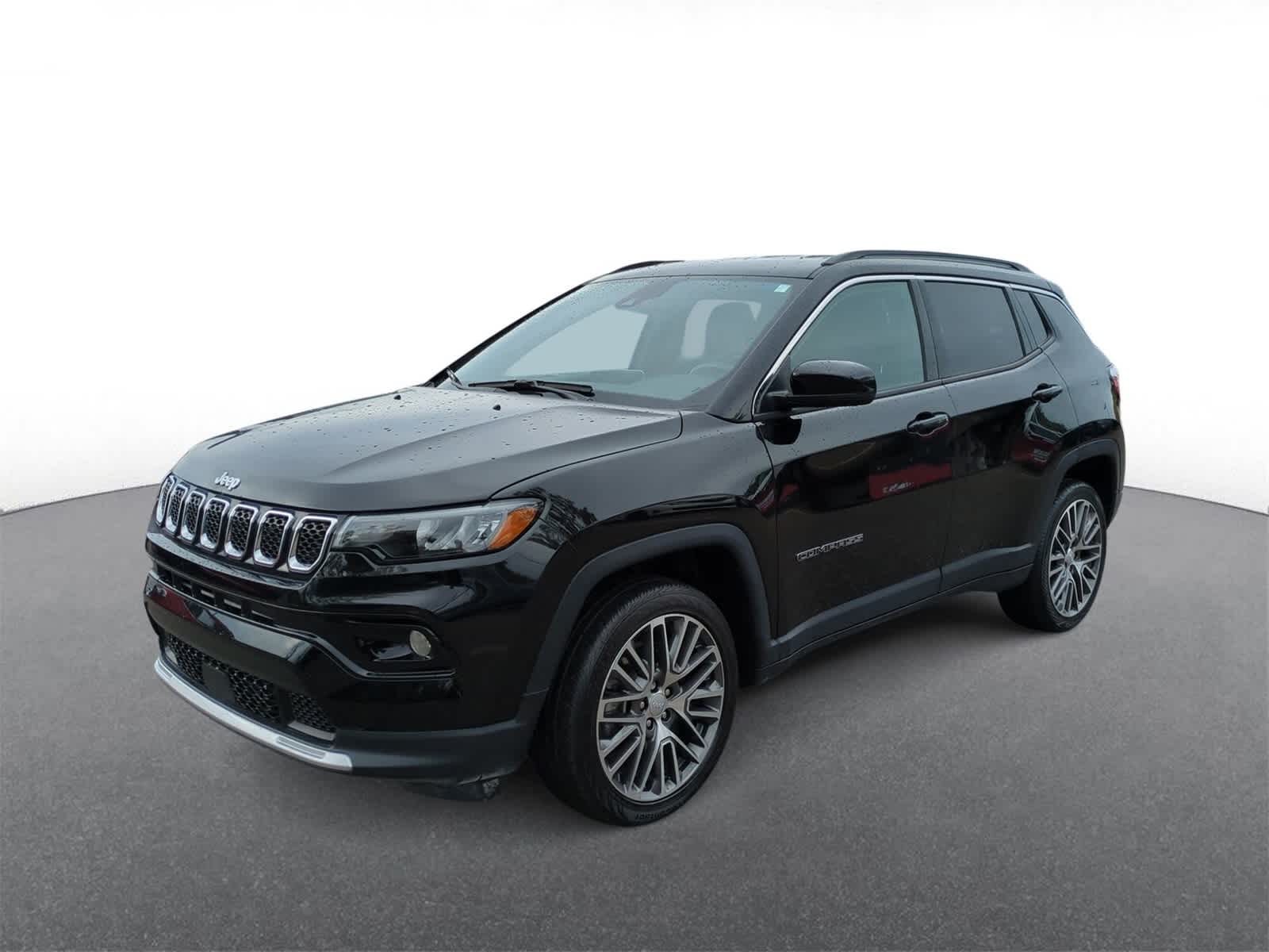 2023 Jeep Compass Limited photo 2