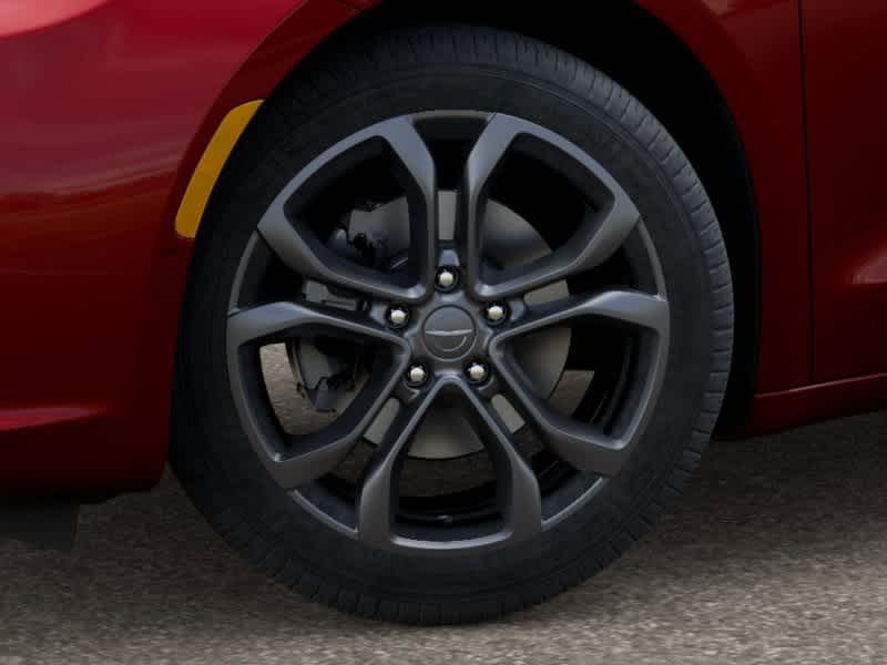 Thumbnail: 2026 Chrysler Pacifica - 4