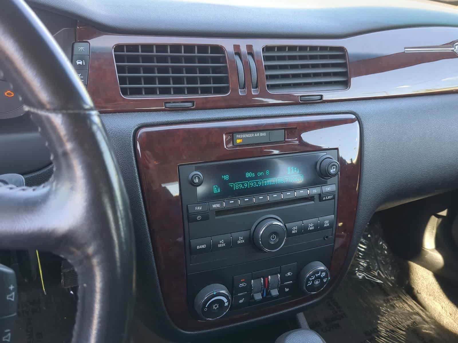 Thumbnail: 2009 Chevrolet Impala - 26