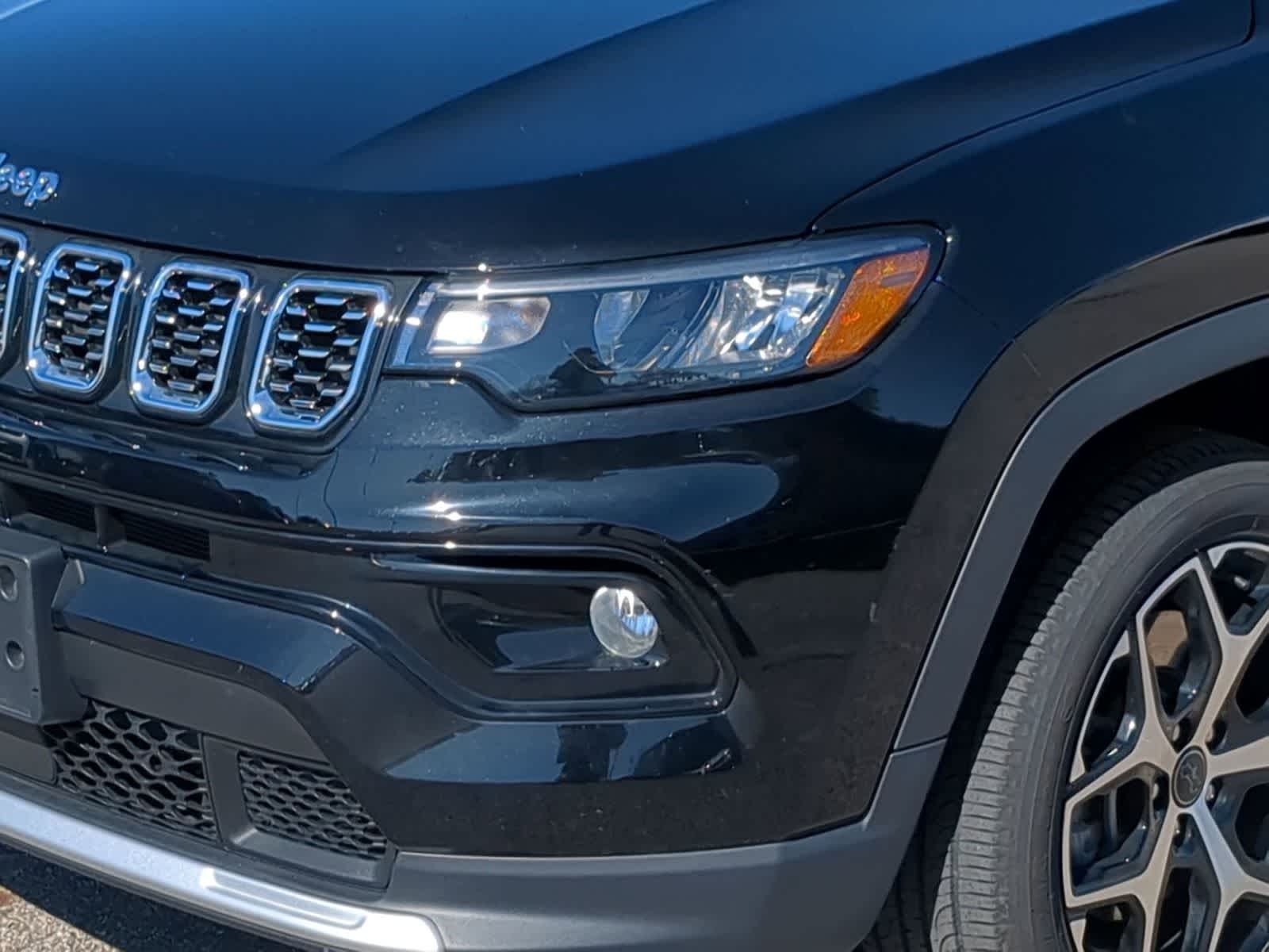 Thumbnail: 2025 Jeep Compass - 11