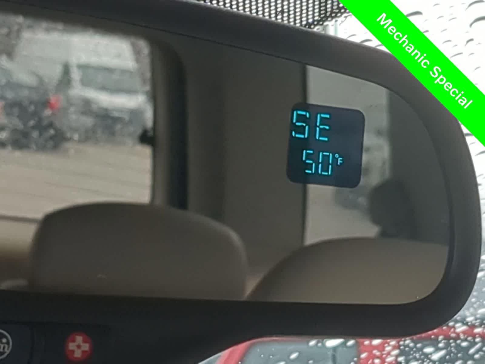 Thumbnail: 2007 Saturn VUE - 28