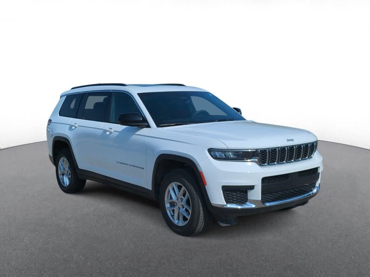 Thumbnail: 2024 Jeep Grand Cherokee L - 2