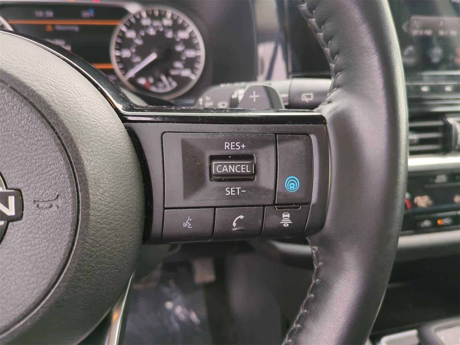 Thumbnail: 2023 Nissan Pathfinder - 23