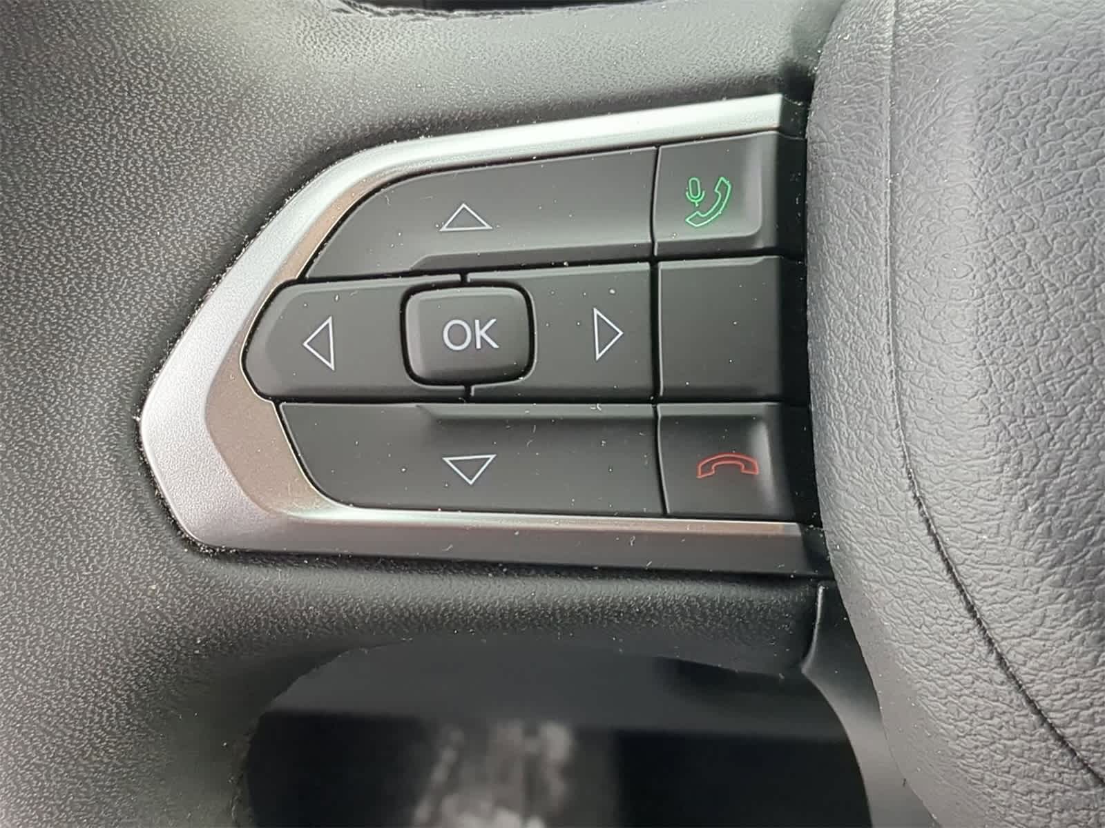 Thumbnail: 2023 Jeep Compass - 30