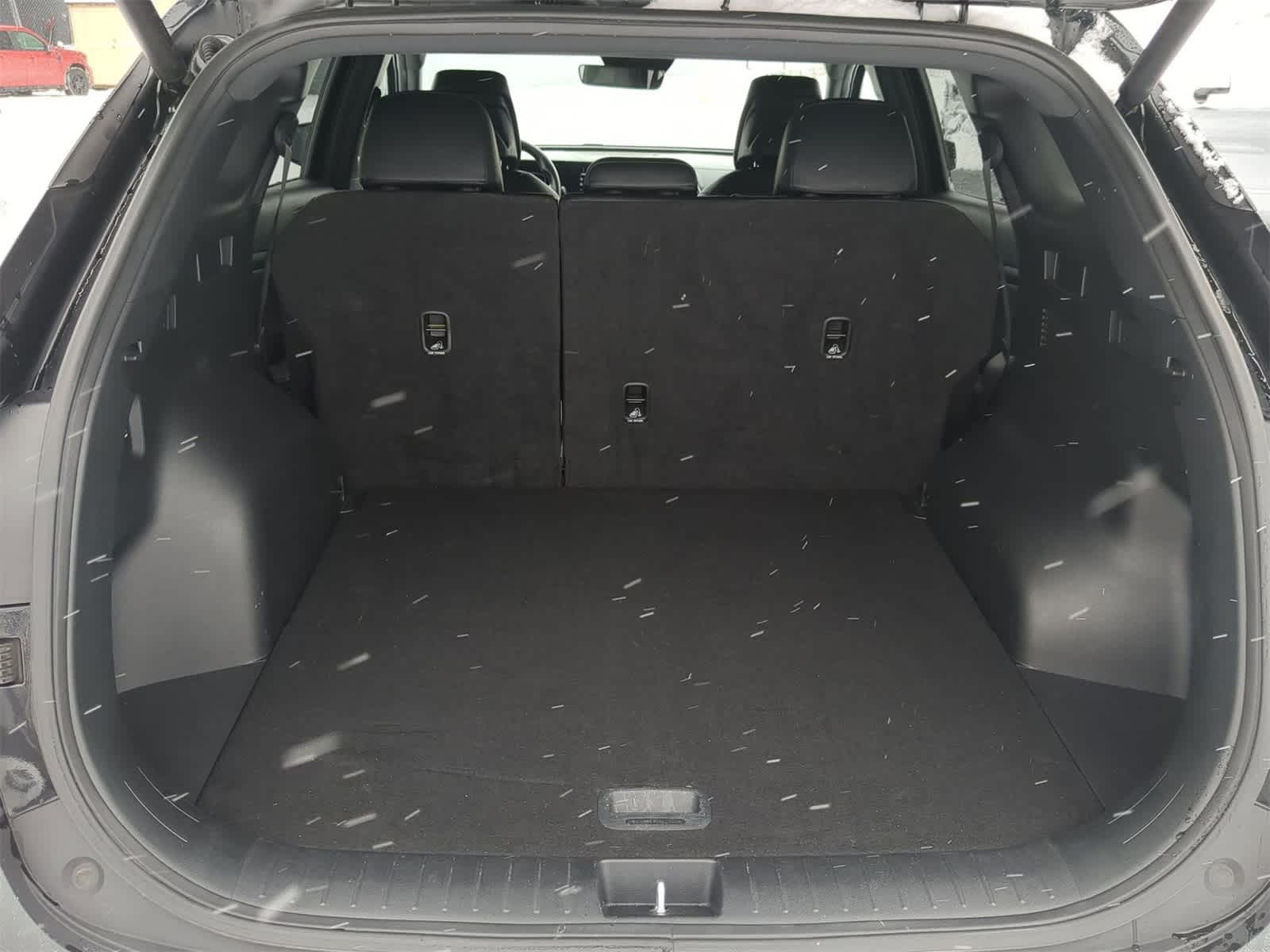 Thumbnail: 2023 Kia Sportage - 33