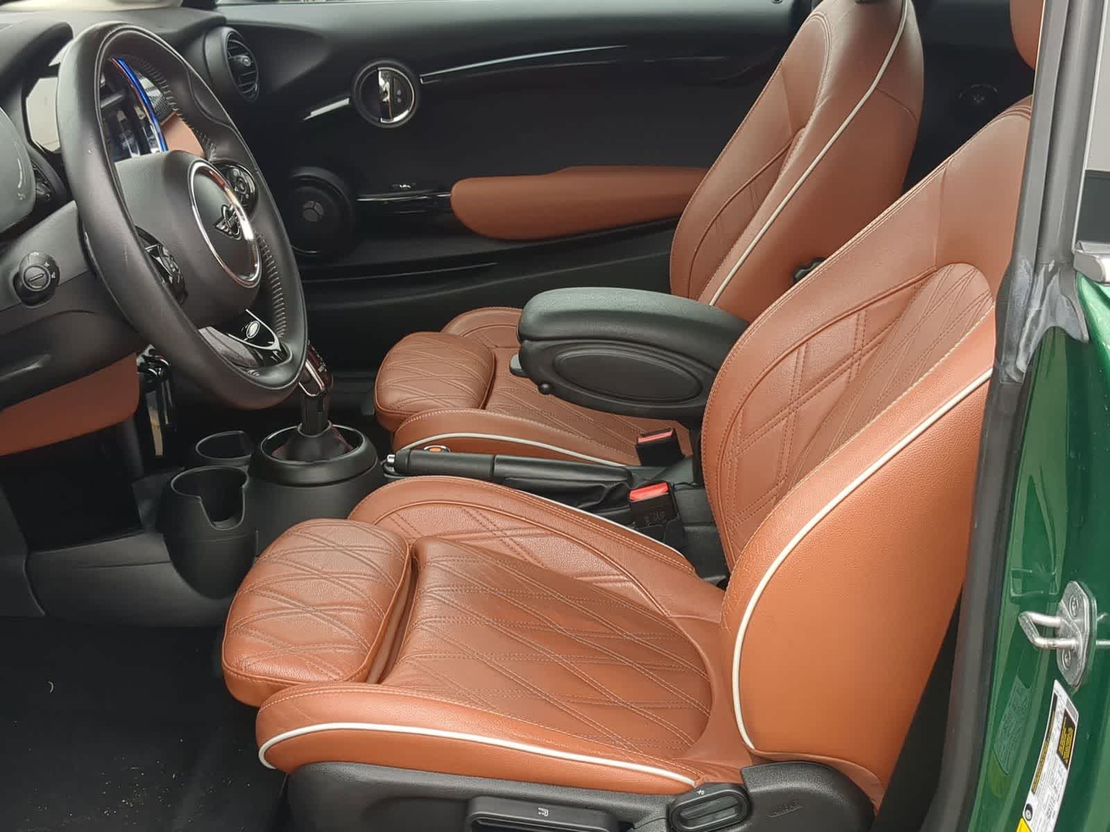 Thumbnail: 2021 MINI Cooper Hardtop - 22