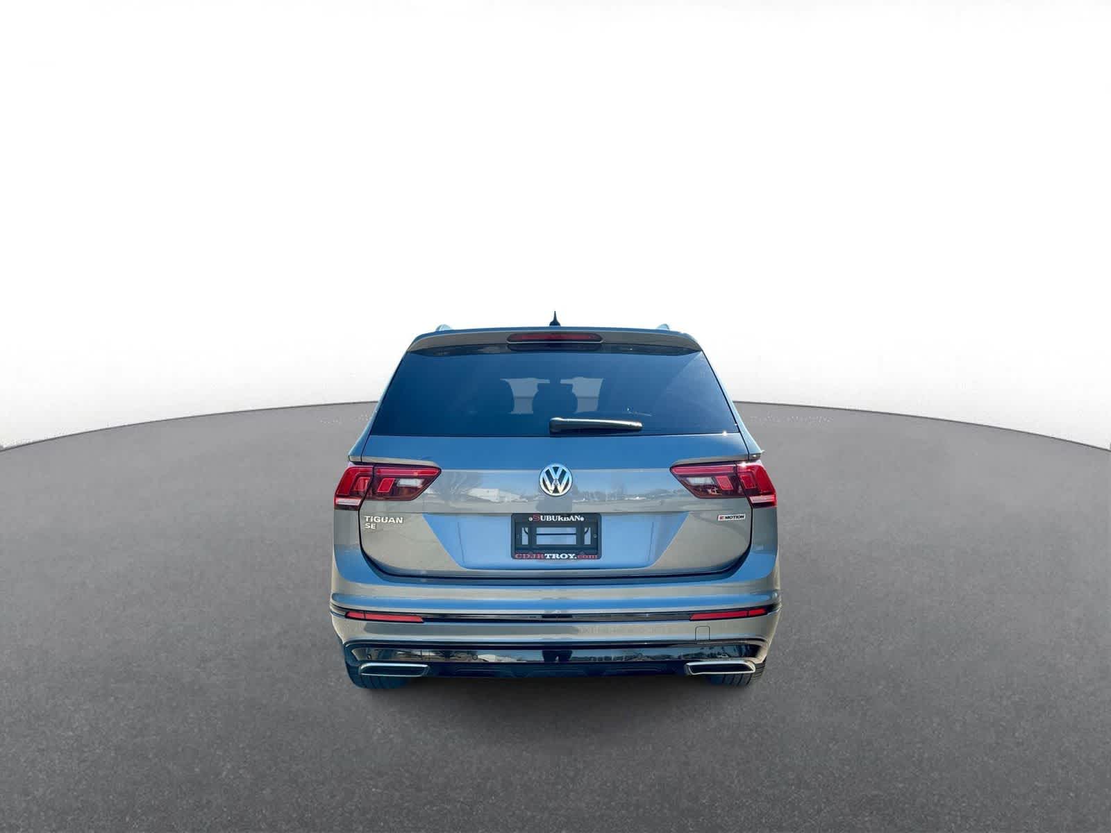 Thumbnail: 2021 Volkswagen Tiguan - 7