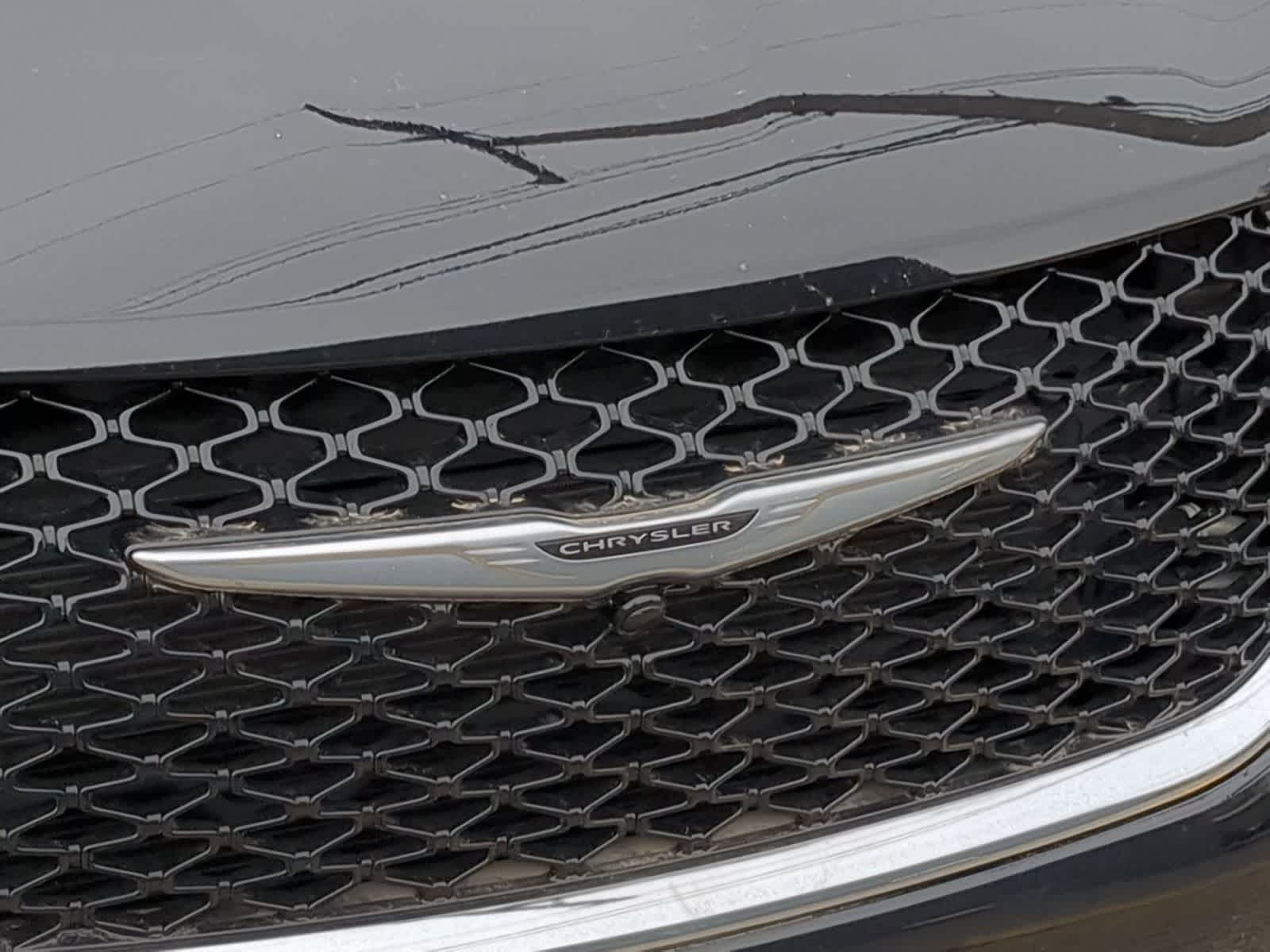 Thumbnail: 2024 Chrysler Pacifica - 12