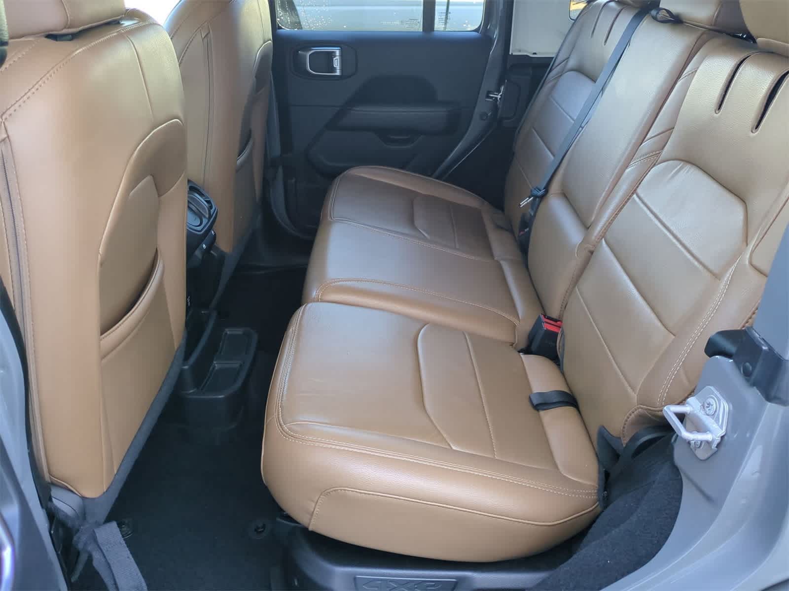 Thumbnail: 2022 Jeep Wrangler - 18