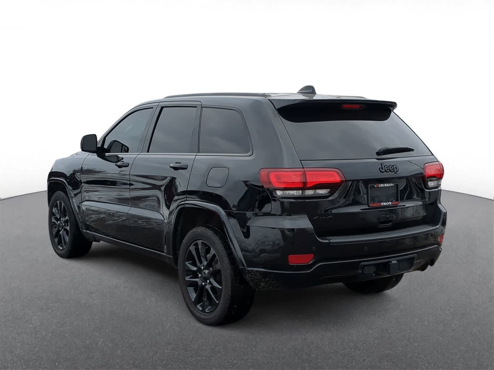 Thumbnail: 2022 Jeep Grand Cherokee - 6