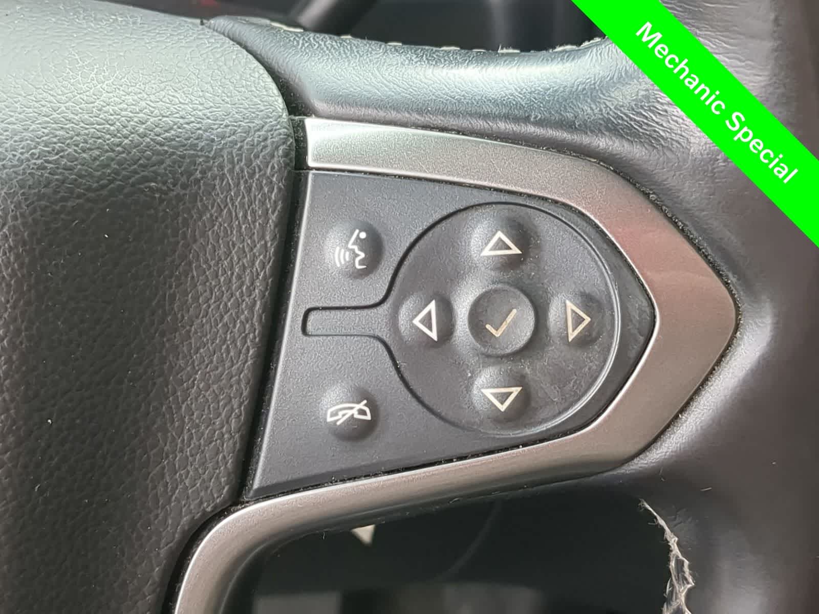 Thumbnail: 2015 Chevrolet Silverado 1500 - 24