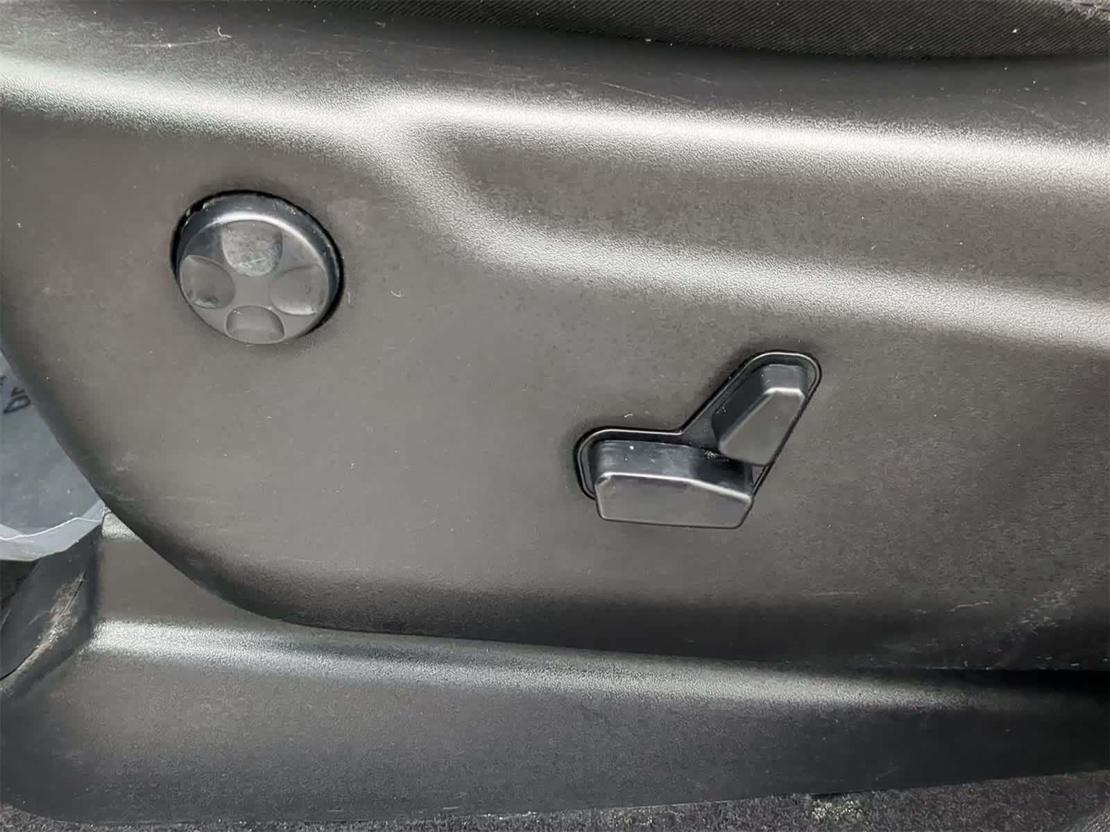 Thumbnail: 2019 Jeep Grand Cherokee - 24