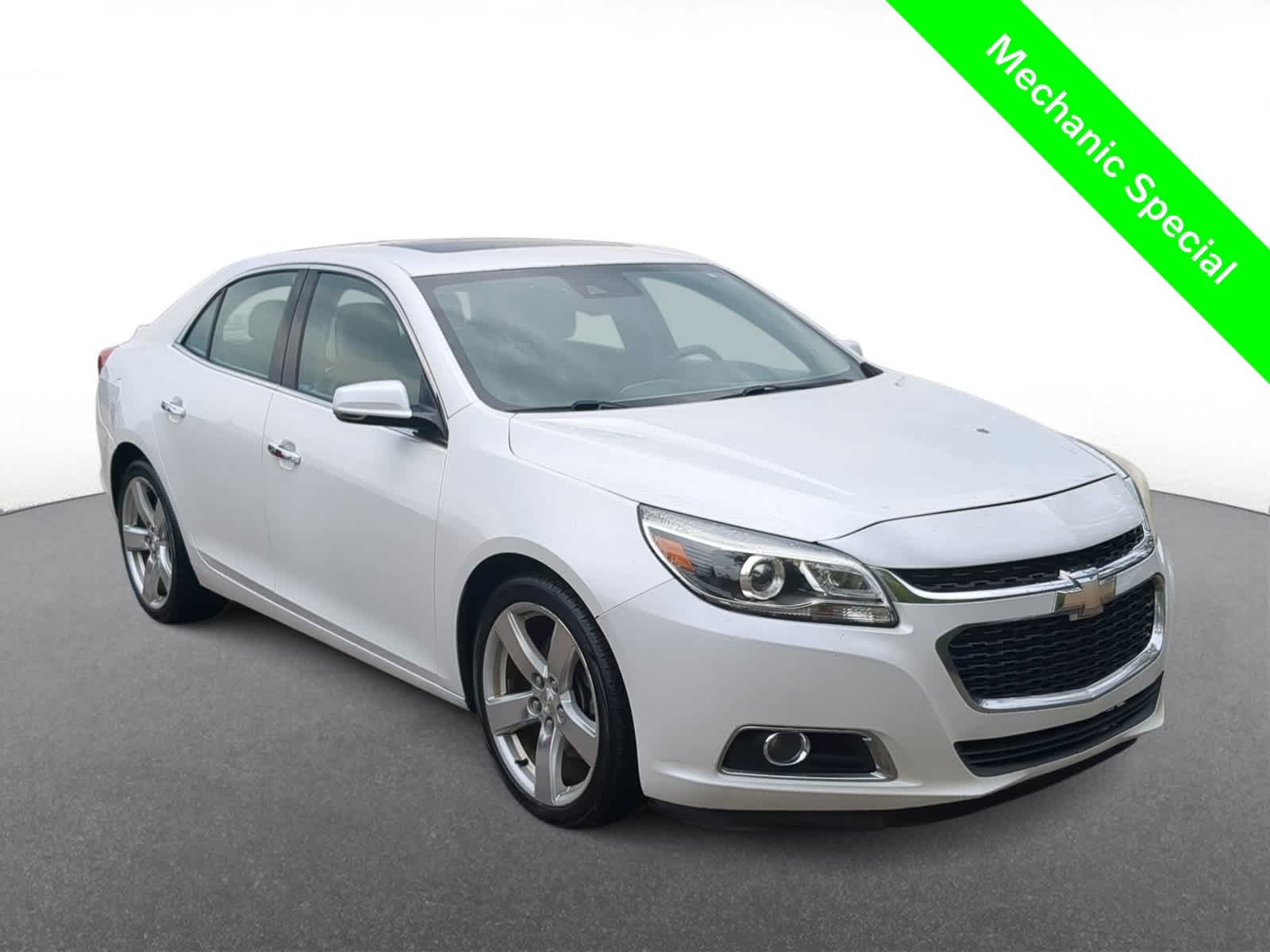 Used 2015 Chevrolet Malibu 2LZ with VIN 1G11G5SX2FF126849 for sale in Troy, MI