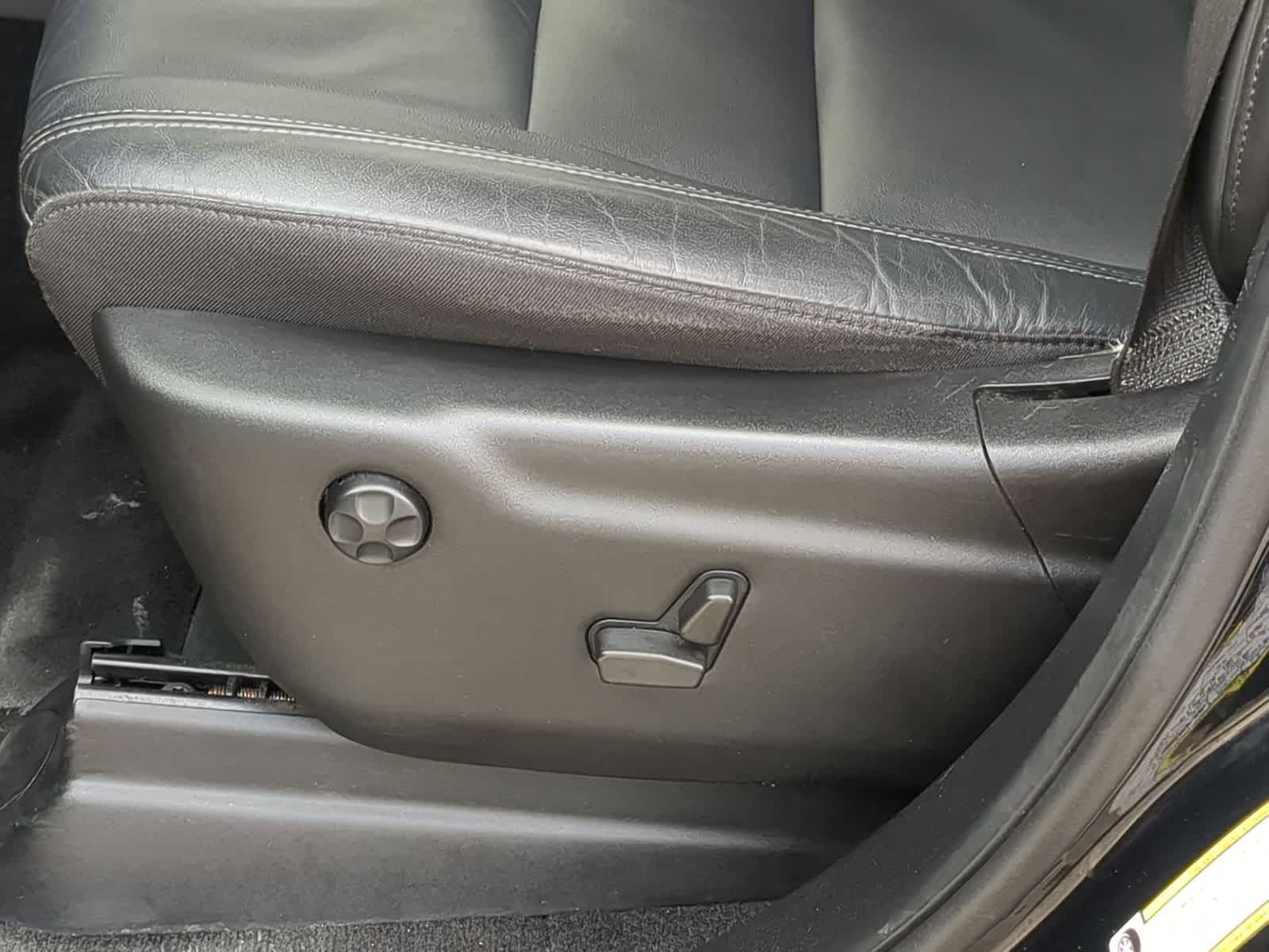 Thumbnail: 2022 Dodge Durango - 17