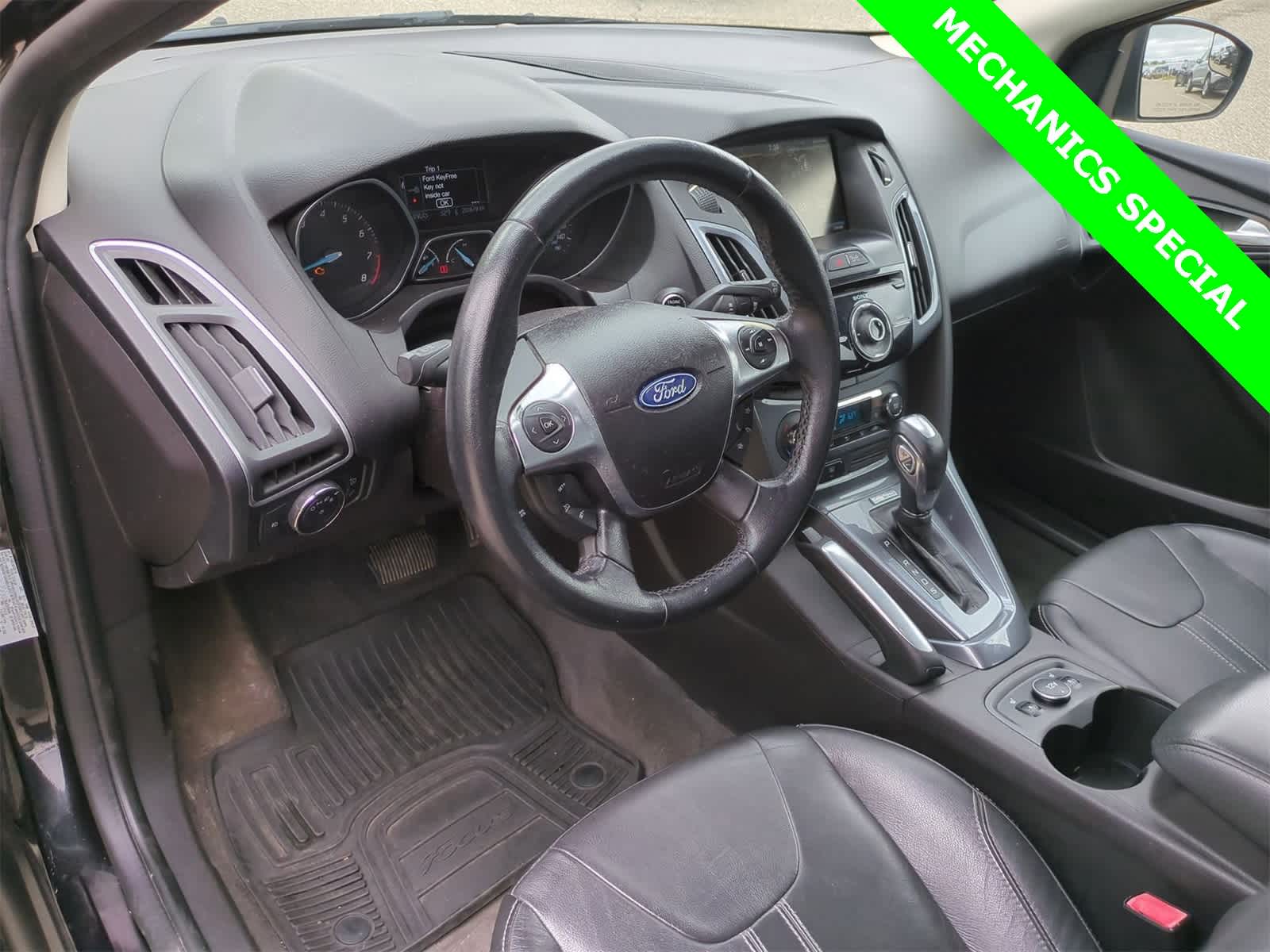 Thumbnail: 2012 Ford Focus - 10