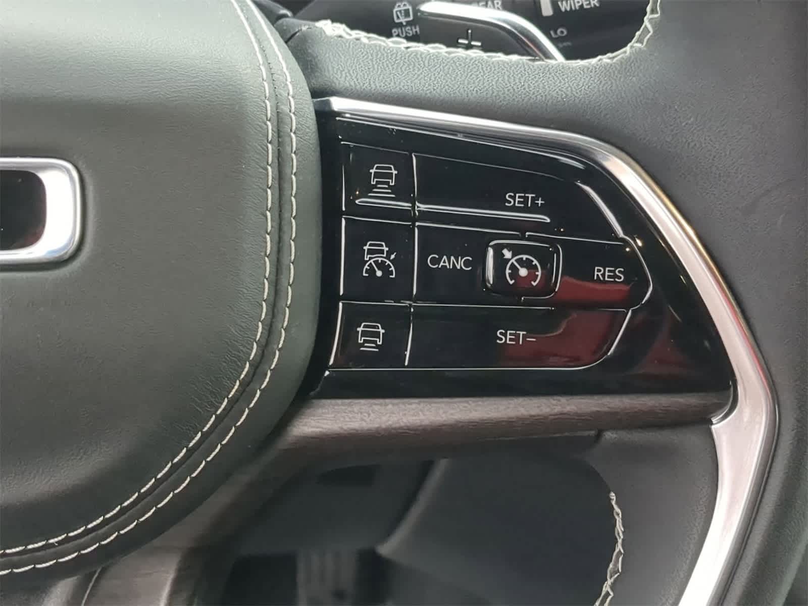 Thumbnail: 2023 Jeep Grand Cherokee - 31