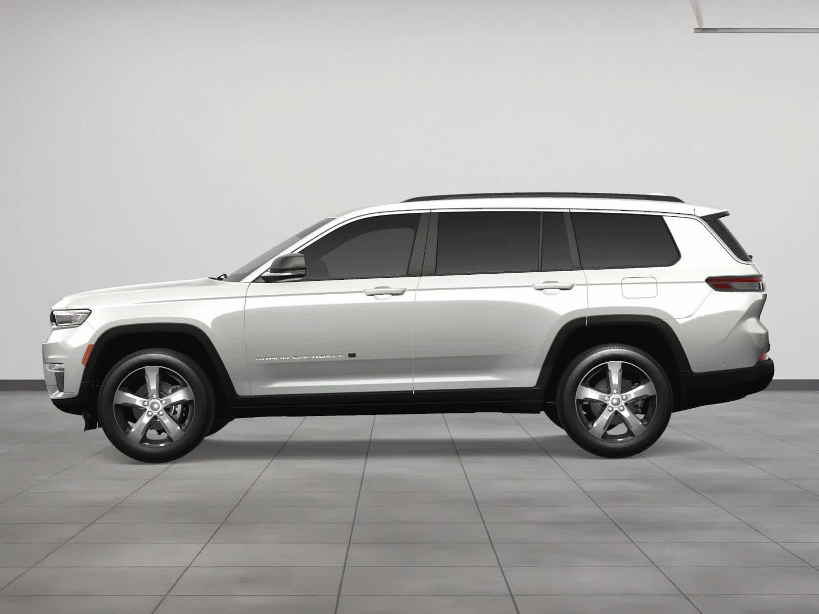 2025 Jeep Grand Cherokee Limited photo 3