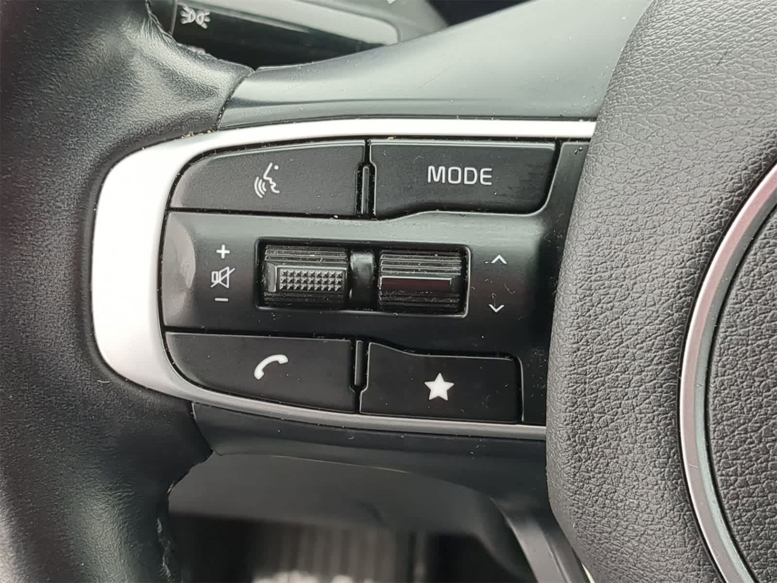 Thumbnail: 2023 Kia Sportage - 23