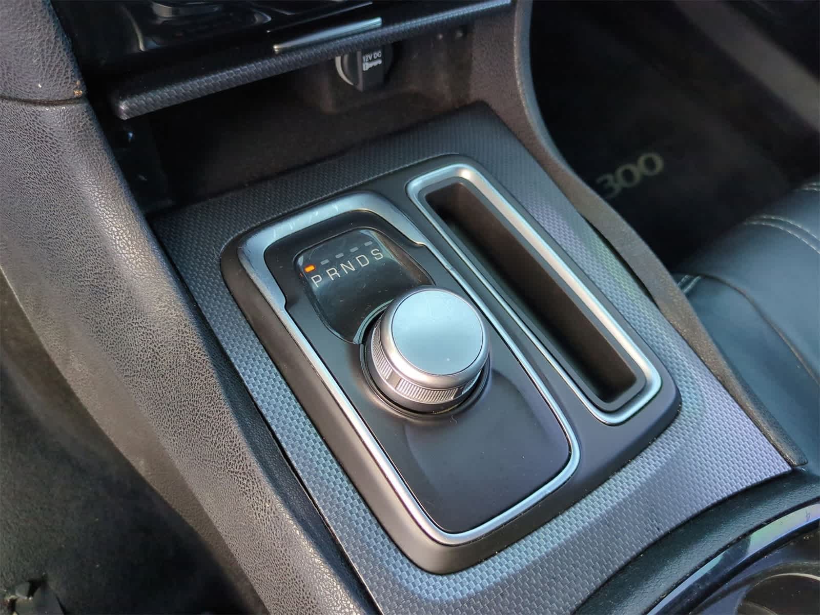Thumbnail: 2015 Chrysler 300 - 26