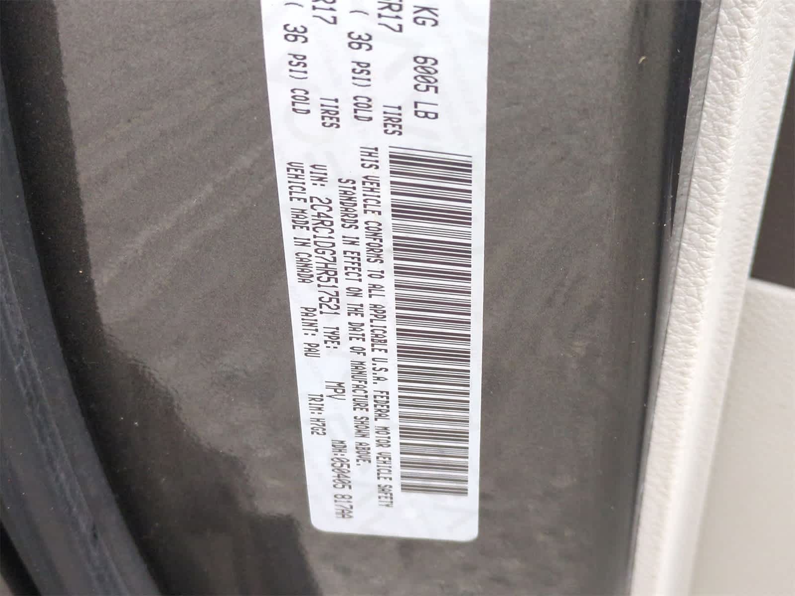 Thumbnail: 2017 Chrysler Pacifica - 36