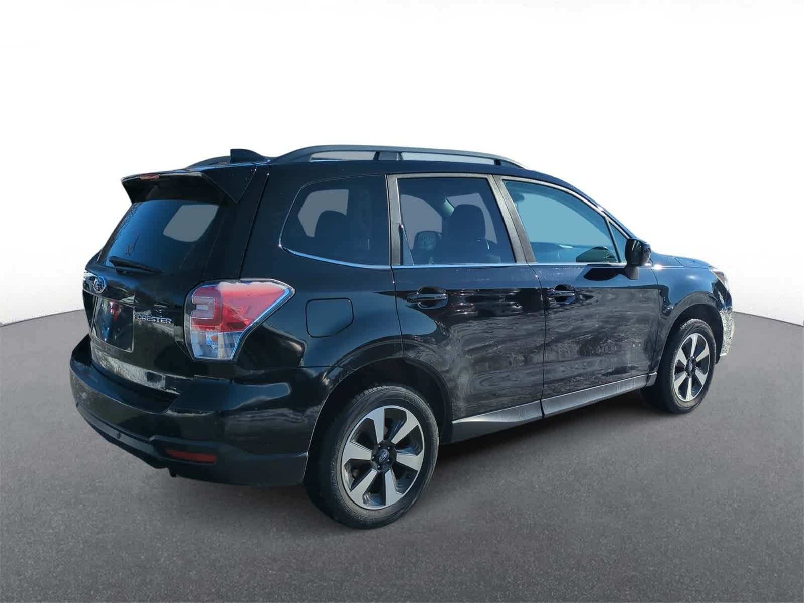 Thumbnail: 2018 Subaru Forester - 8