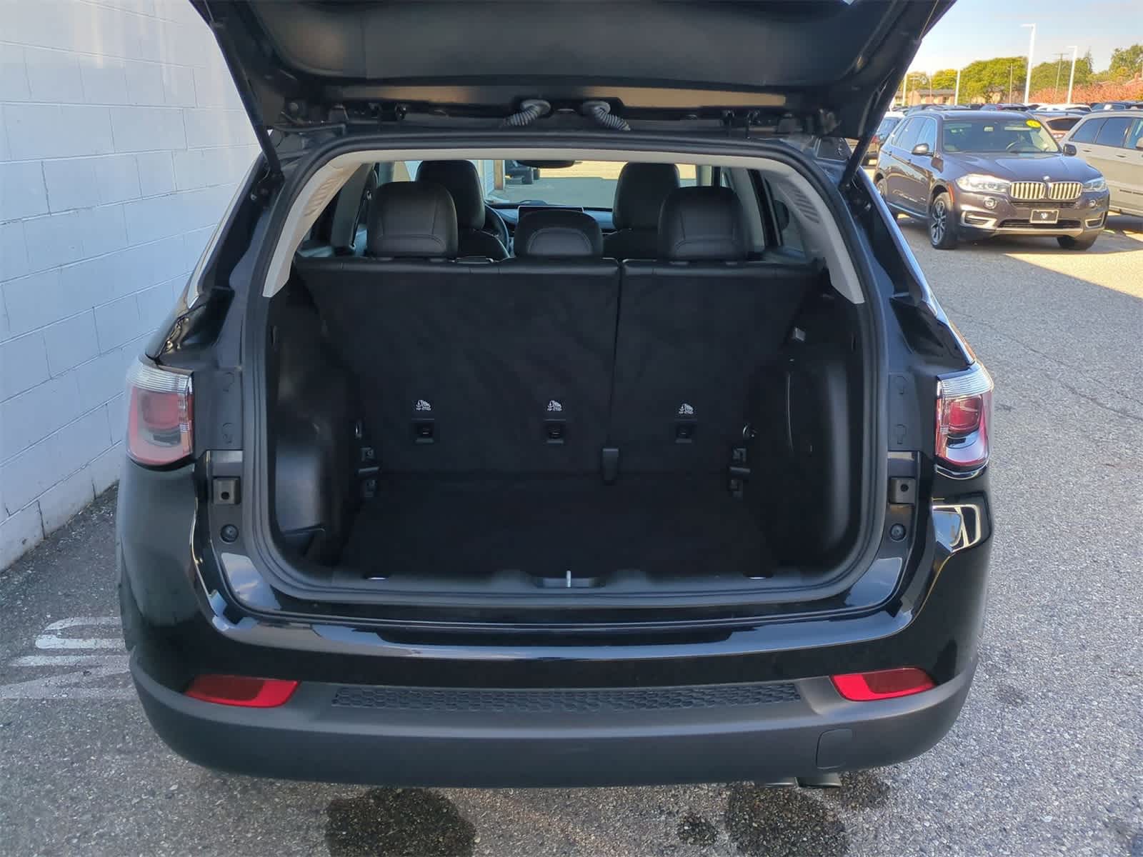 Thumbnail: 2022 Jeep Compass - 33