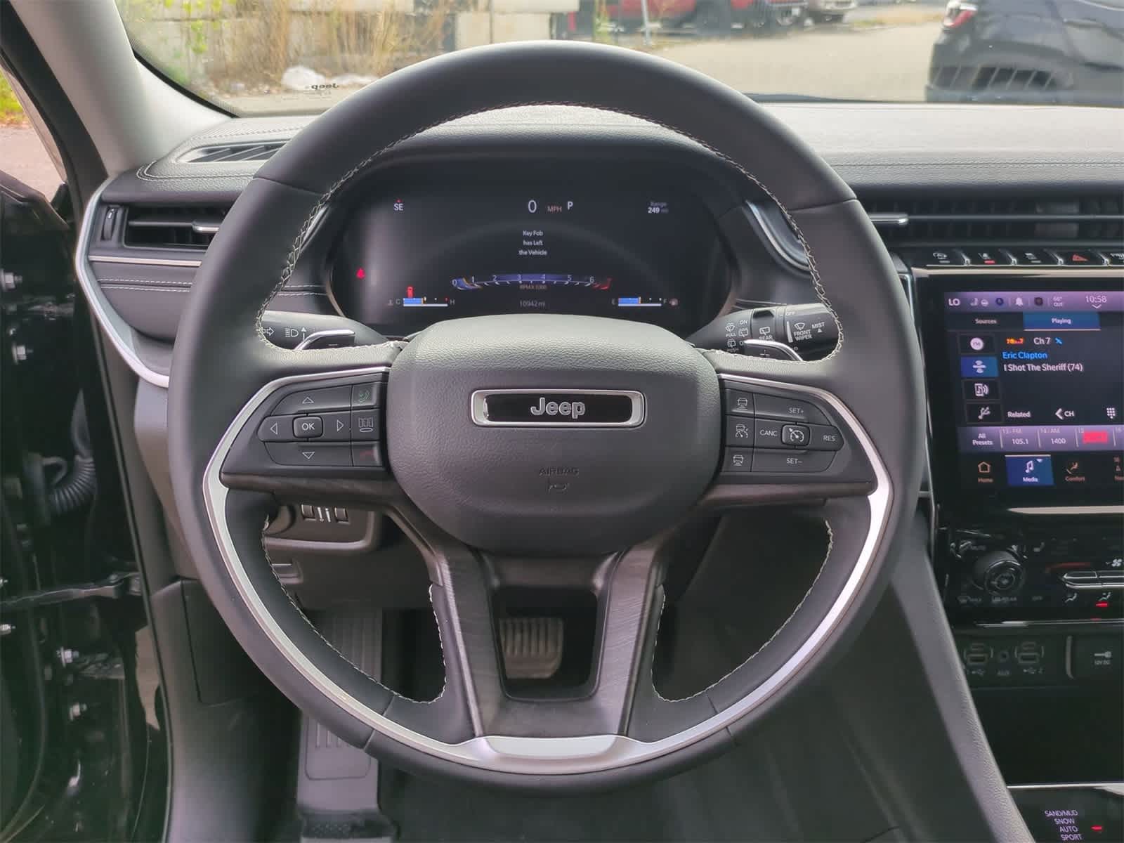 Thumbnail: 2023 Jeep Grand Cherokee - 22