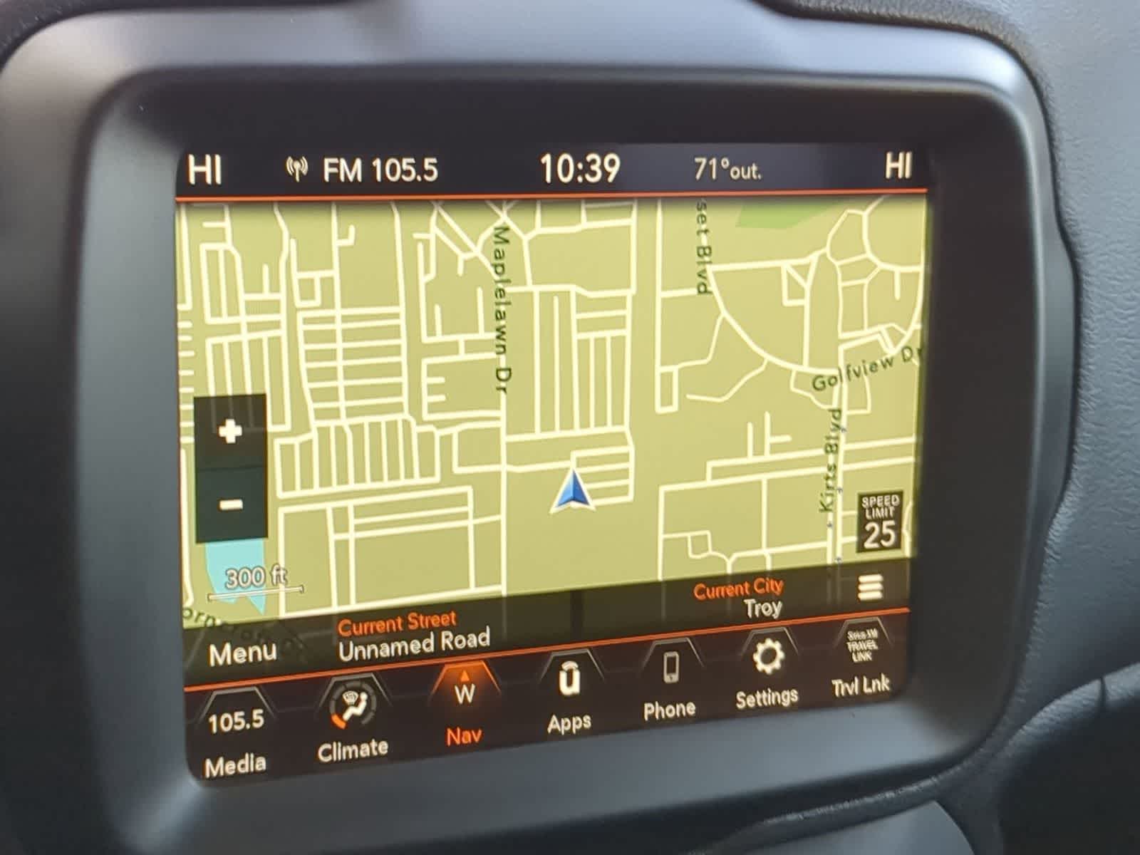 Thumbnail: 2023 Jeep Renegade - 28