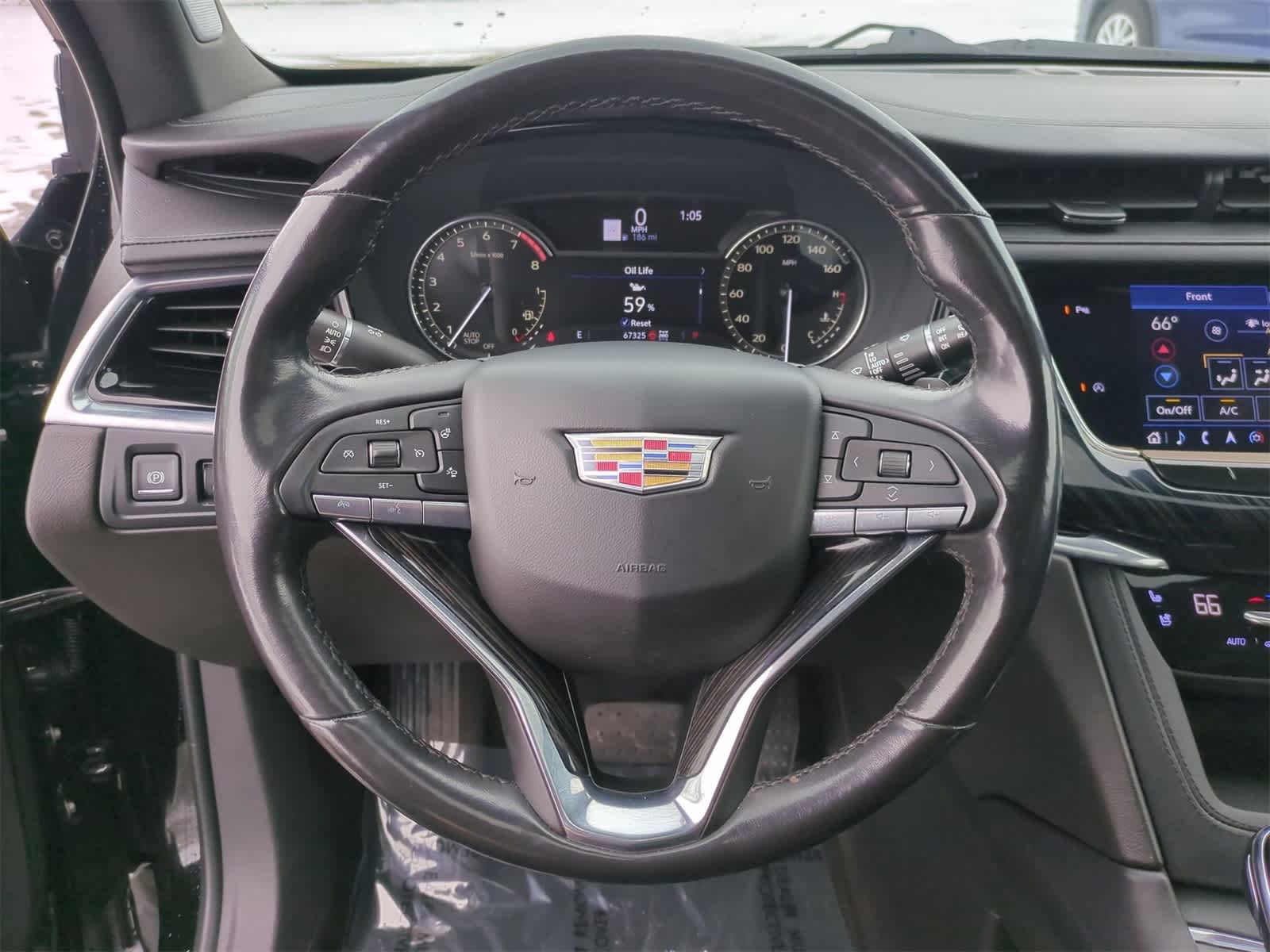 Thumbnail: 2023 Cadillac XT6 - 23