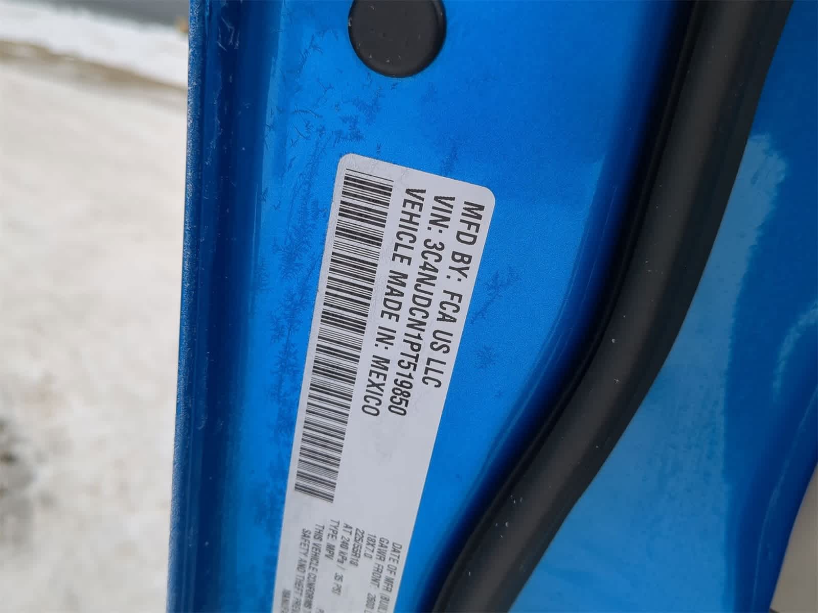 Thumbnail: 2023 Jeep Compass - 42