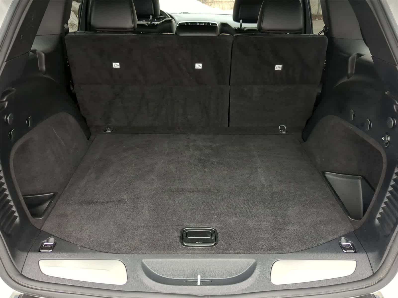 Thumbnail: 2019 Jeep Grand Cherokee - 38