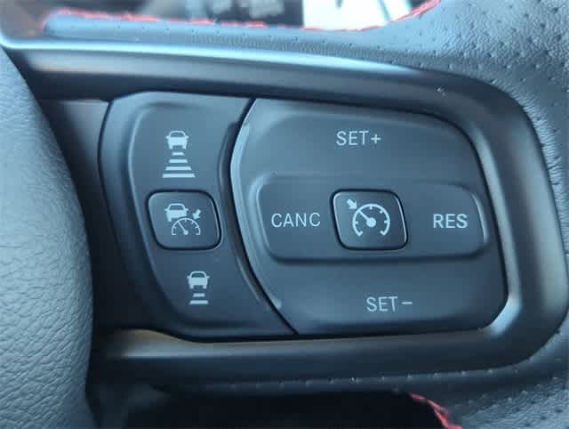 Thumbnail: 2026 Jeep Wrangler - 22