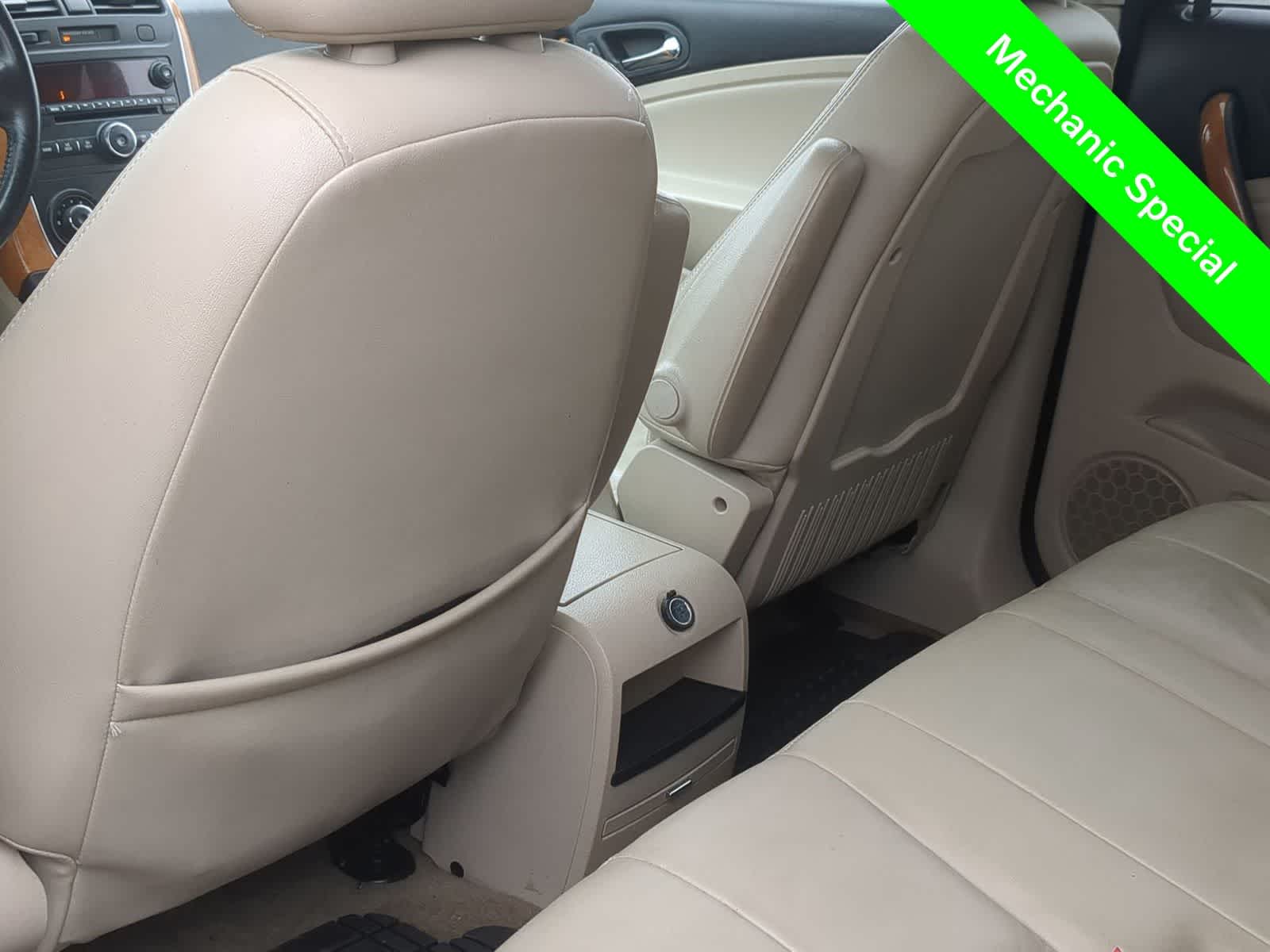 Thumbnail: 2007 Saturn VUE - 18