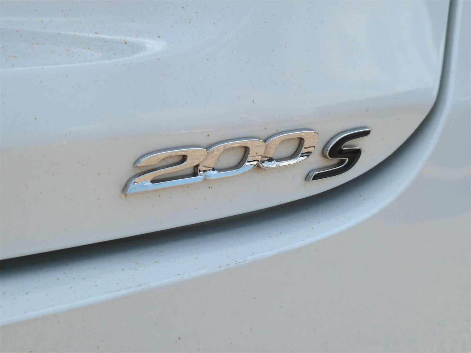 Thumbnail: 2016 Chrysler 200 - 12
