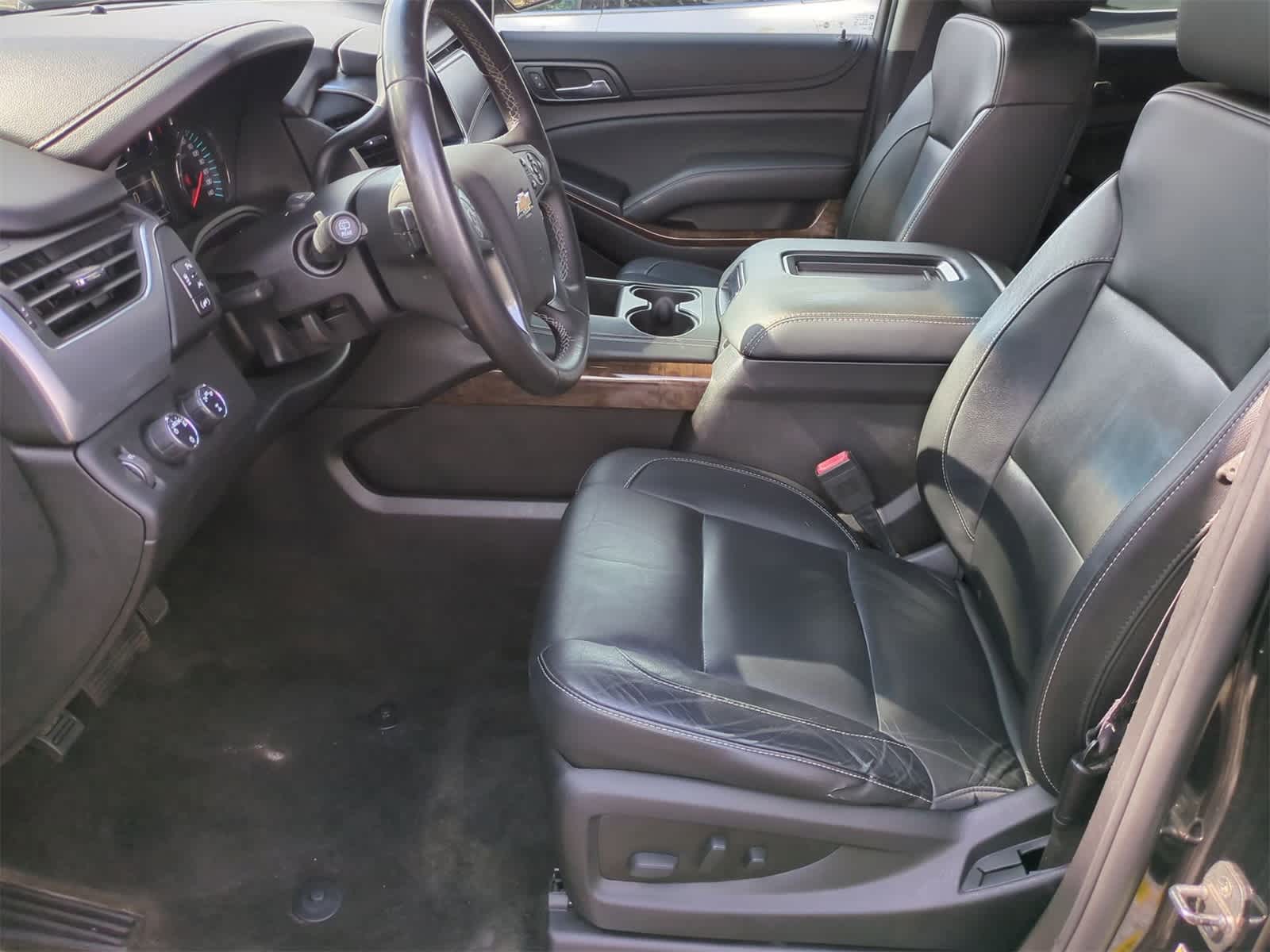 Thumbnail: 2017 Chevrolet Tahoe - 15