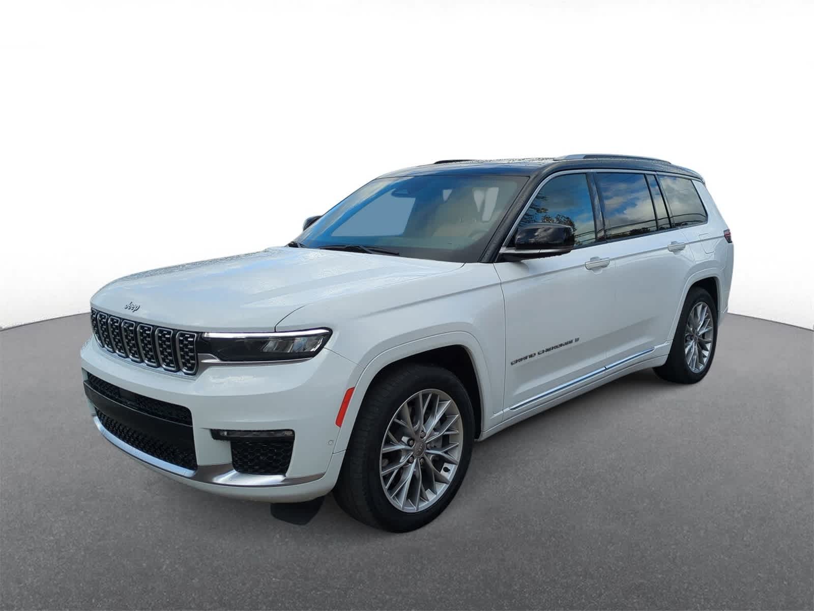 Thumbnail: 2022 Jeep Grand Cherokee L - 4