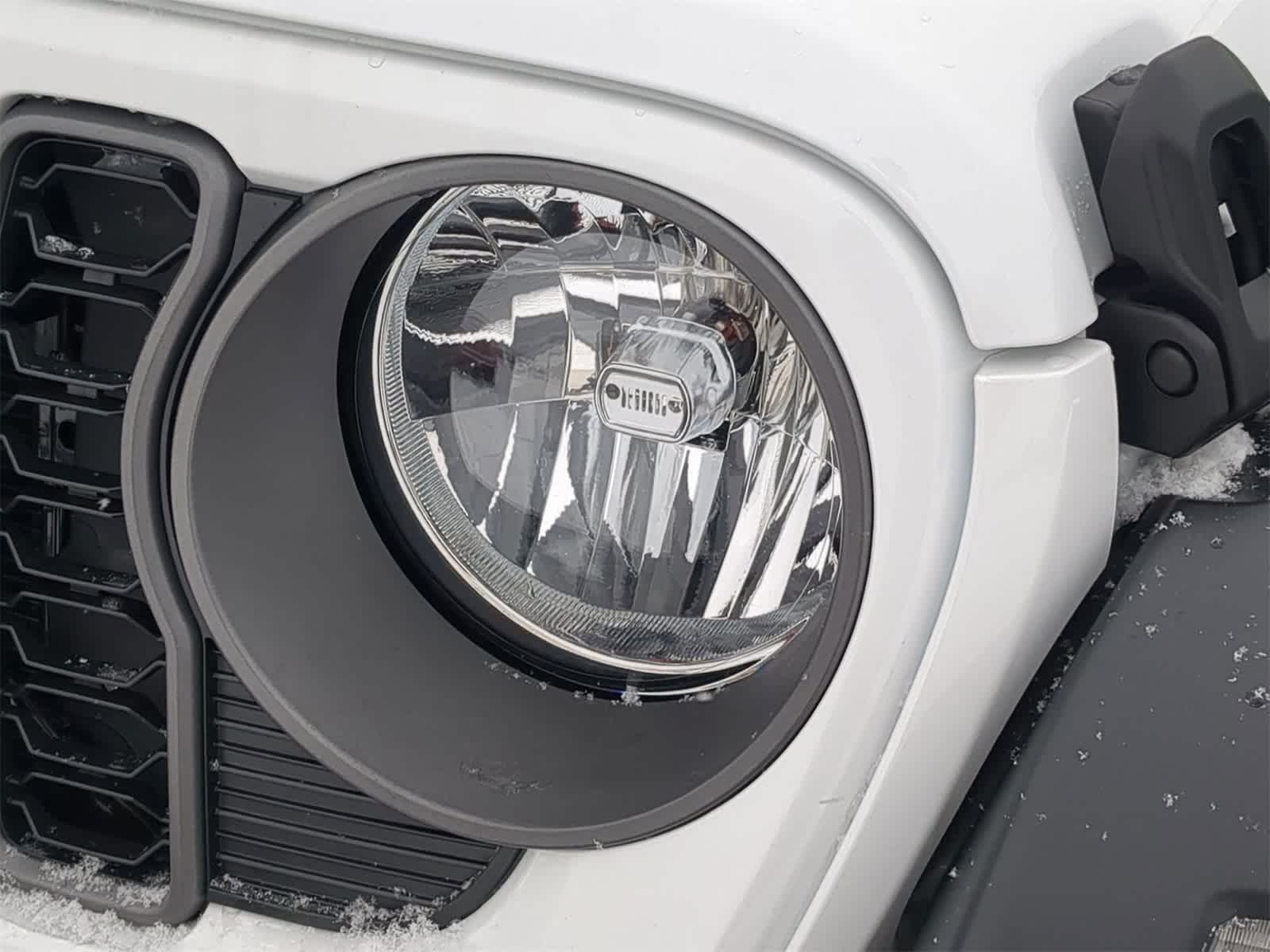 Thumbnail: 2026 Jeep Wrangler - 18