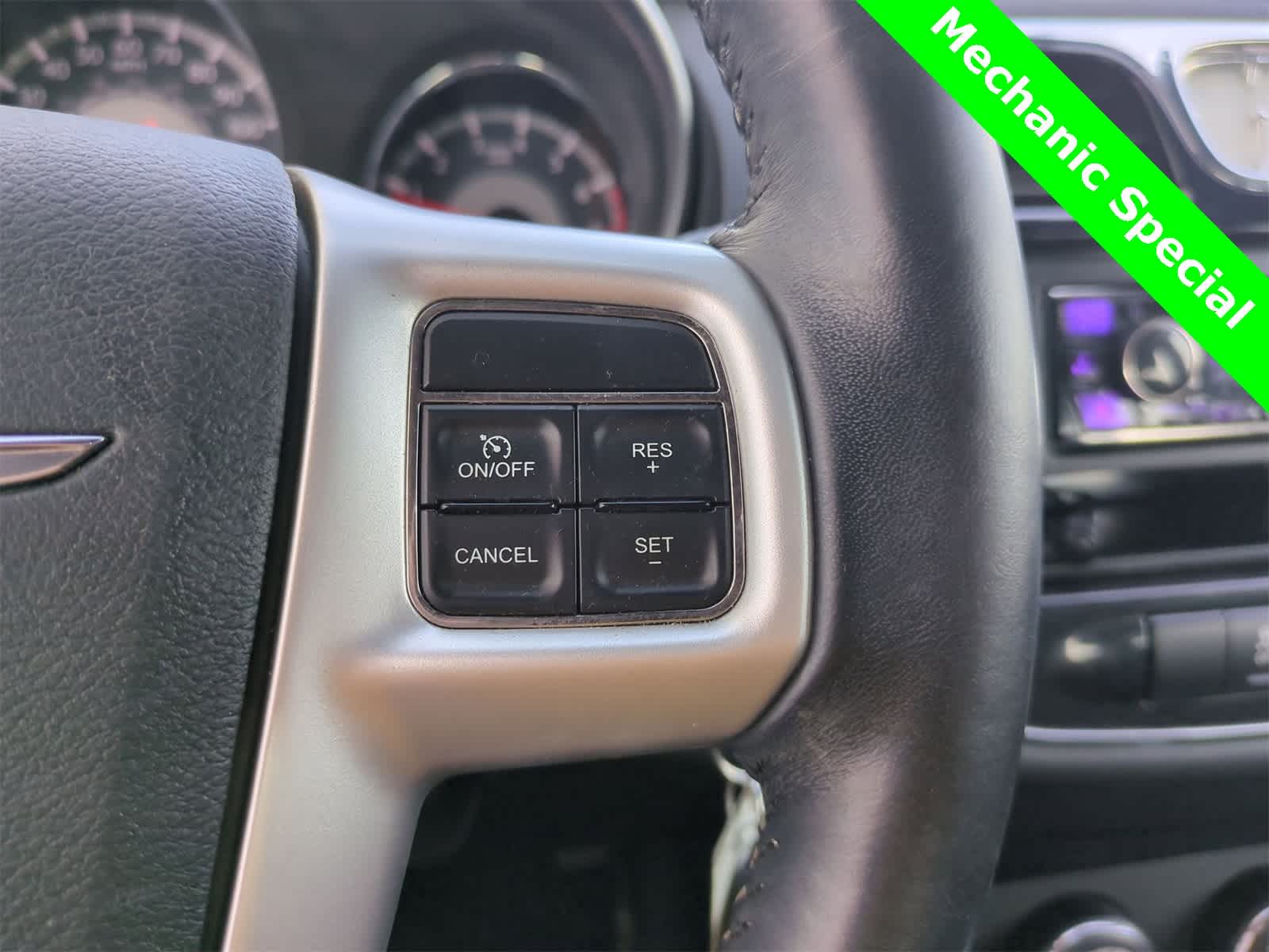 Thumbnail: 2012 Chrysler 200 - 21
