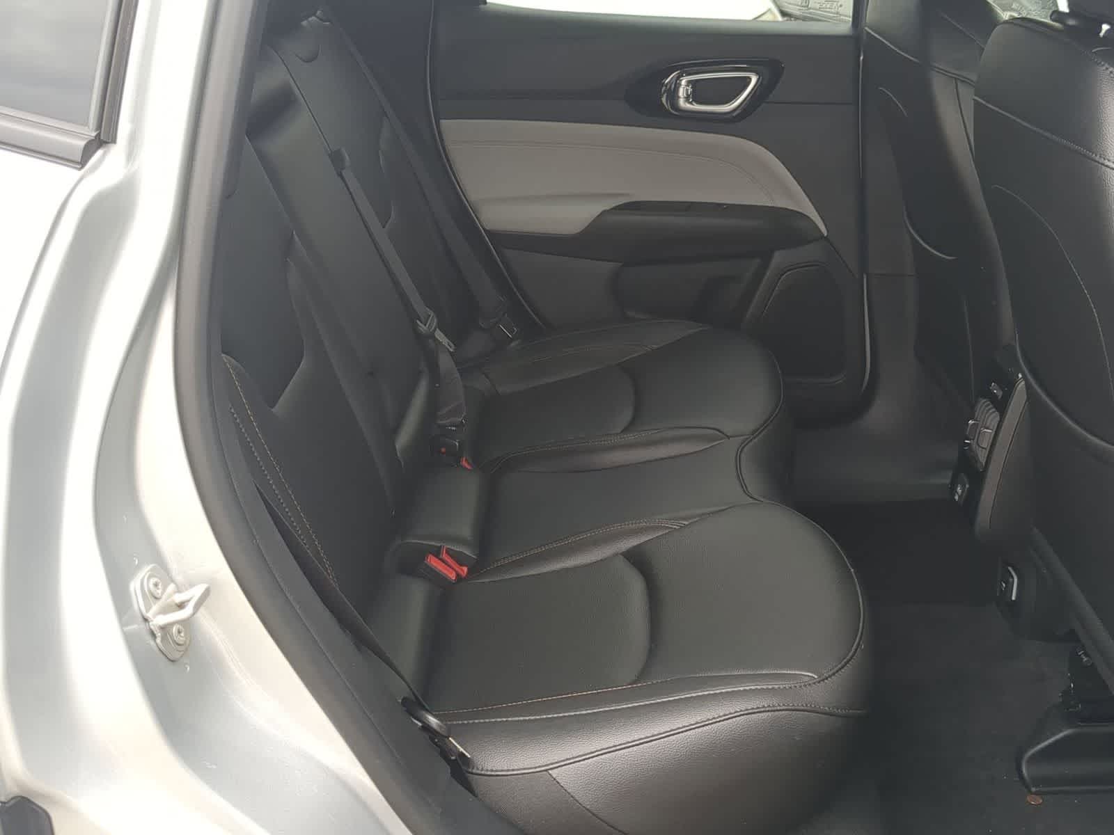 Thumbnail: 2024 Jeep Compass - 20