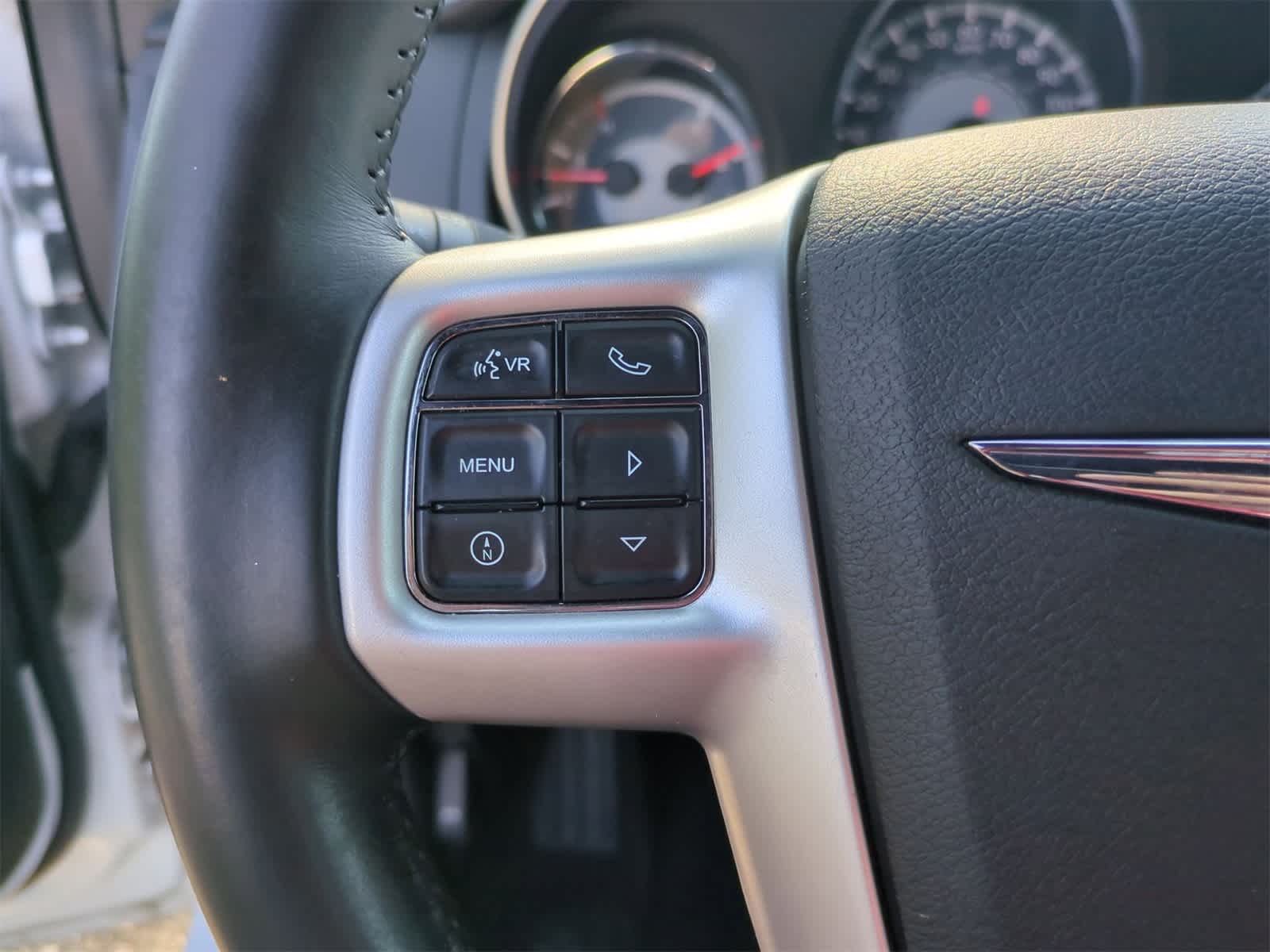 Thumbnail: 2012 Chrysler 200 - 21