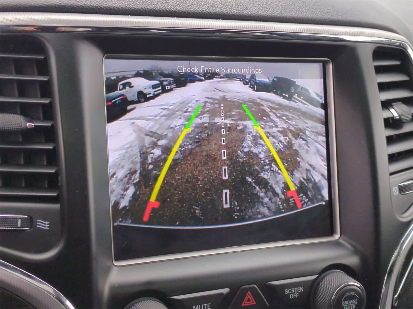 Thumbnail: 2018 Jeep Grand Cherokee - 29