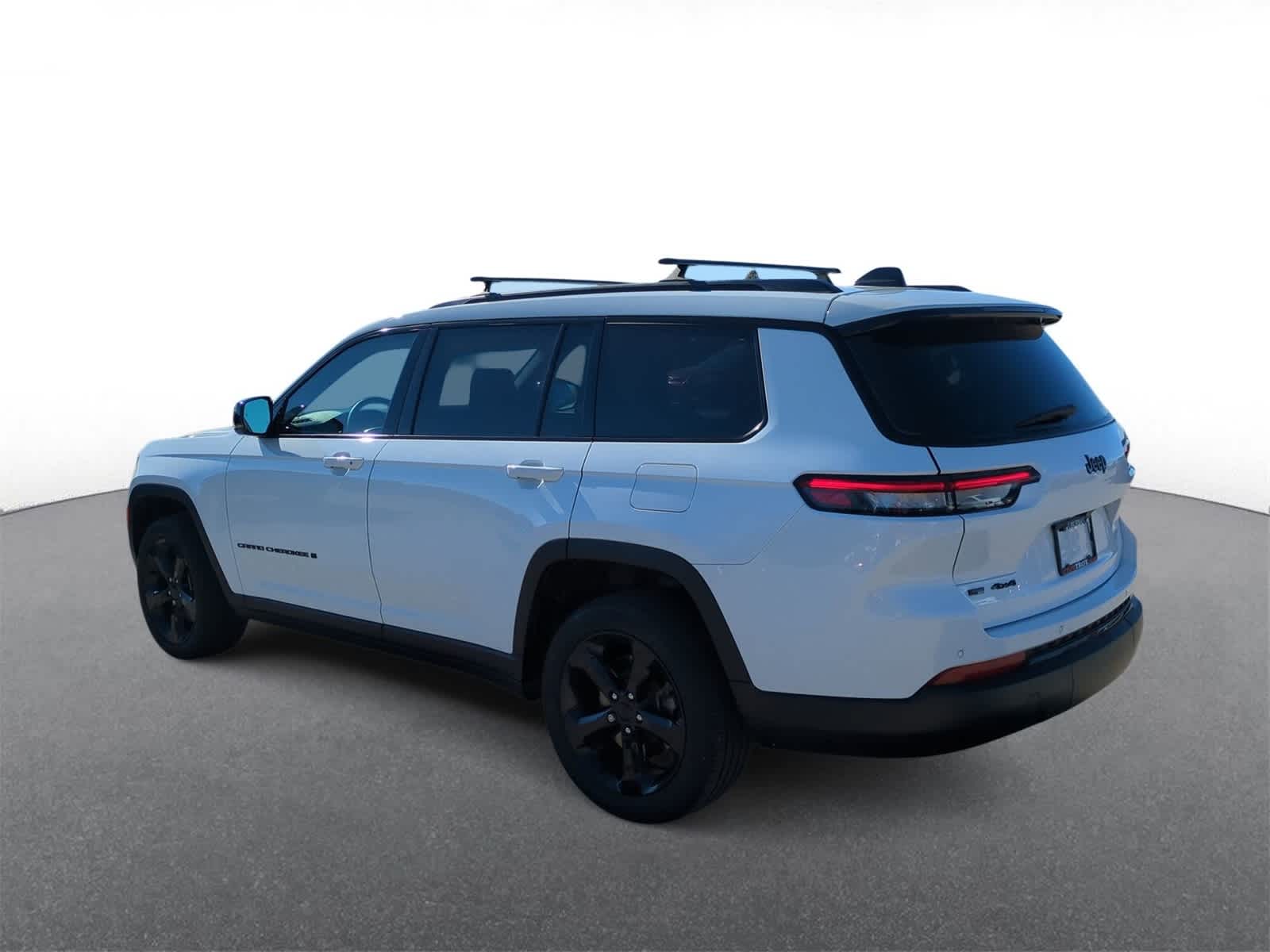 Thumbnail: 2023 Jeep Grand Cherokee L - 6