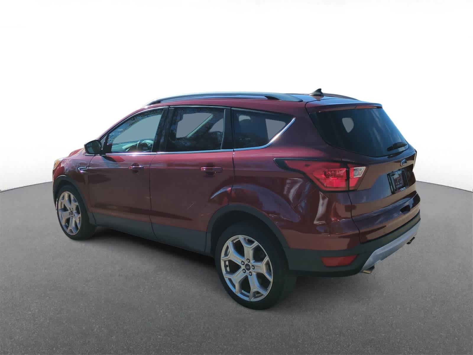 Thumbnail: 2019 Ford Escape - 6