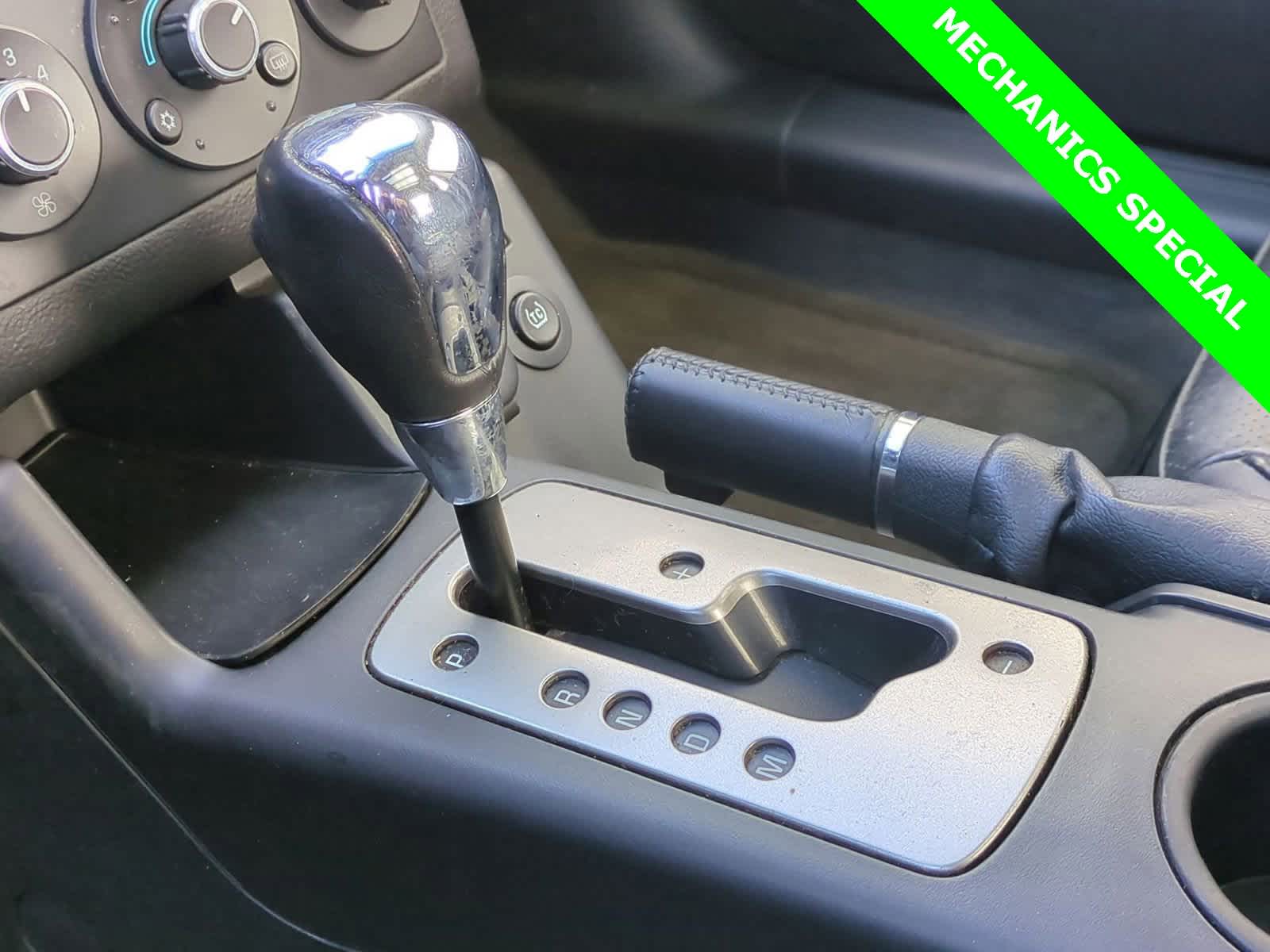 Thumbnail: 2006 Pontiac G6 - 29