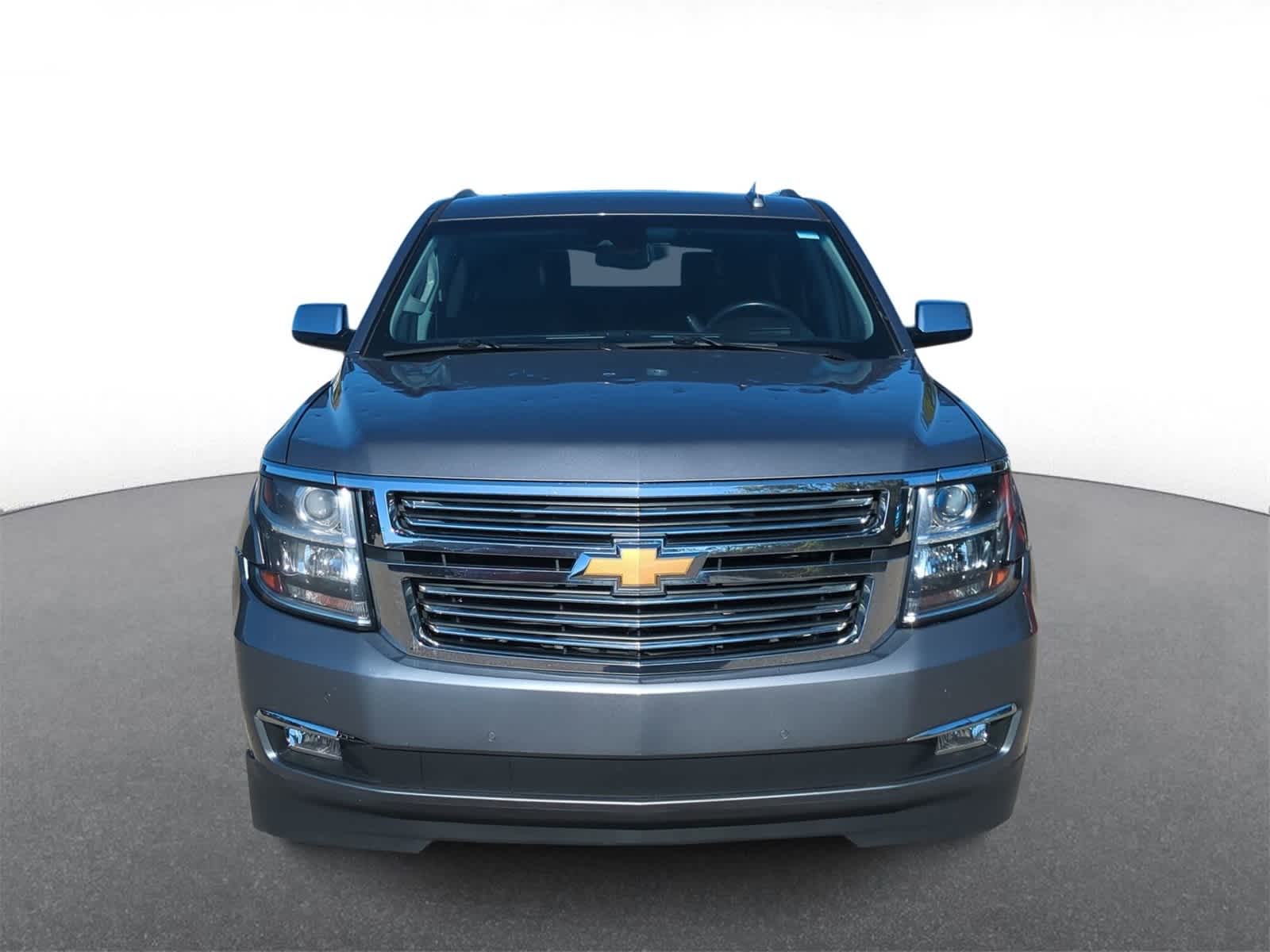 Thumbnail: 2020 Chevrolet Suburban - 3