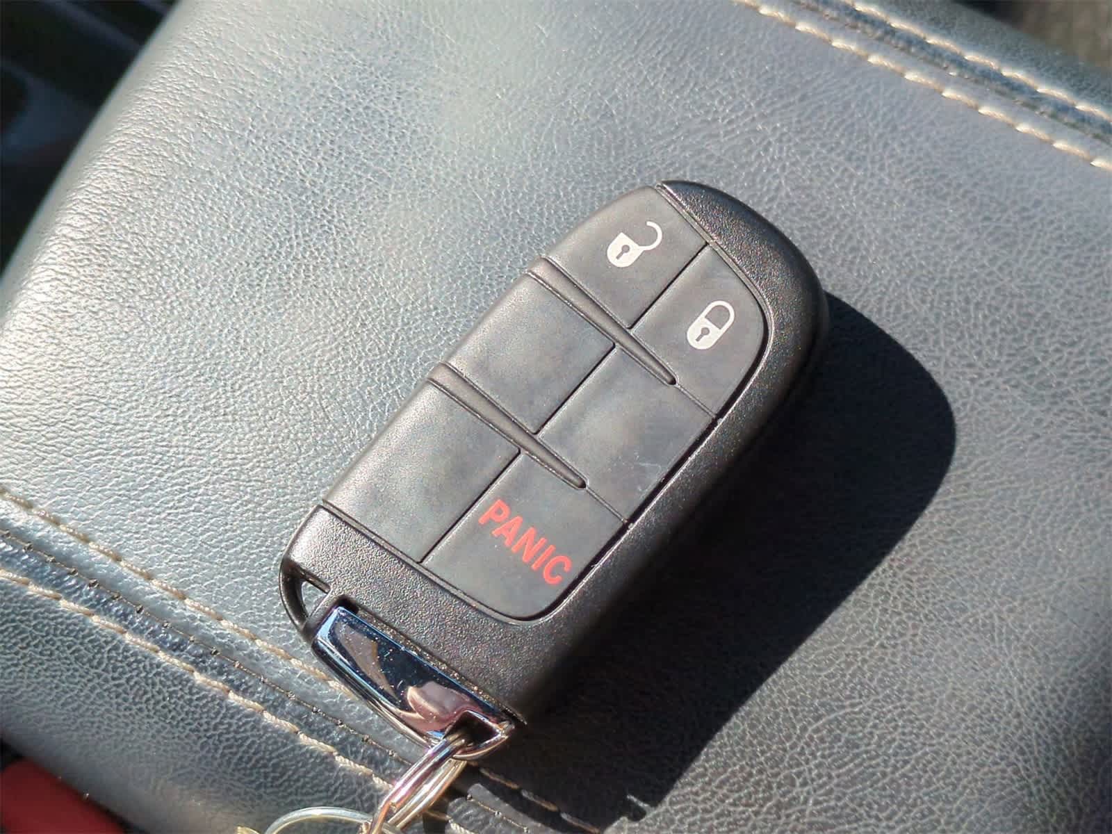 Thumbnail: 2022 Jeep Compass - 34